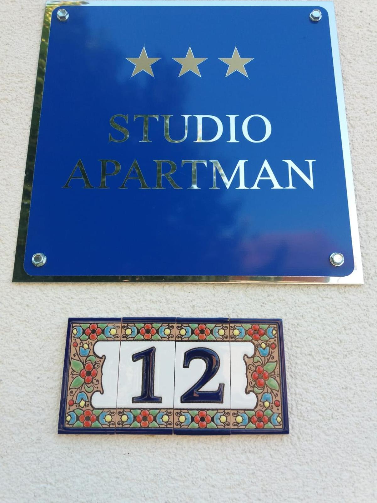 One-Bedroom Apartment - Photo 20