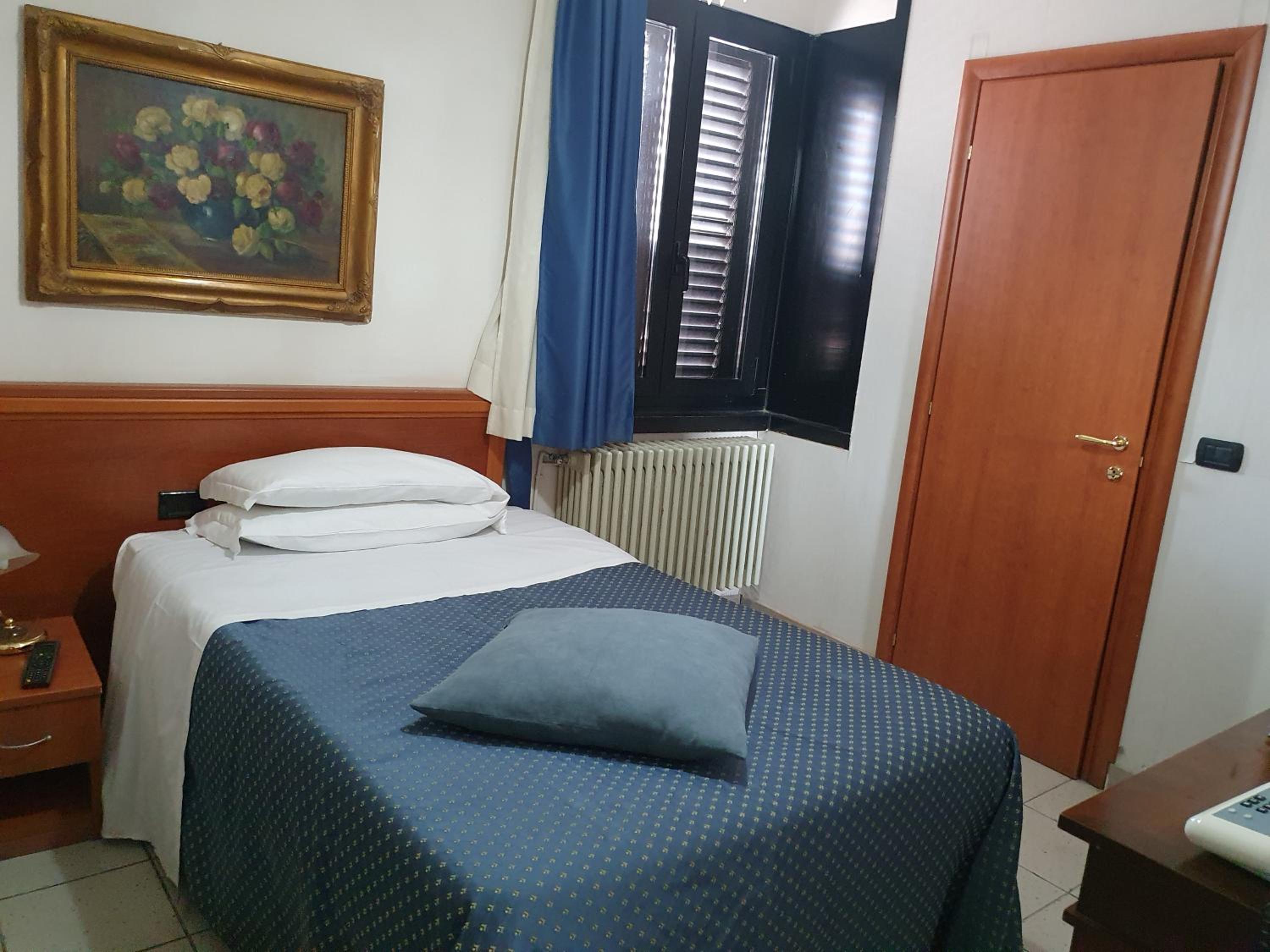 Standard Single Room photo 1