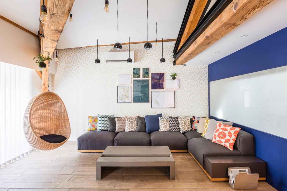 Mini-Loft avec vue Centre Ville - Photo 1