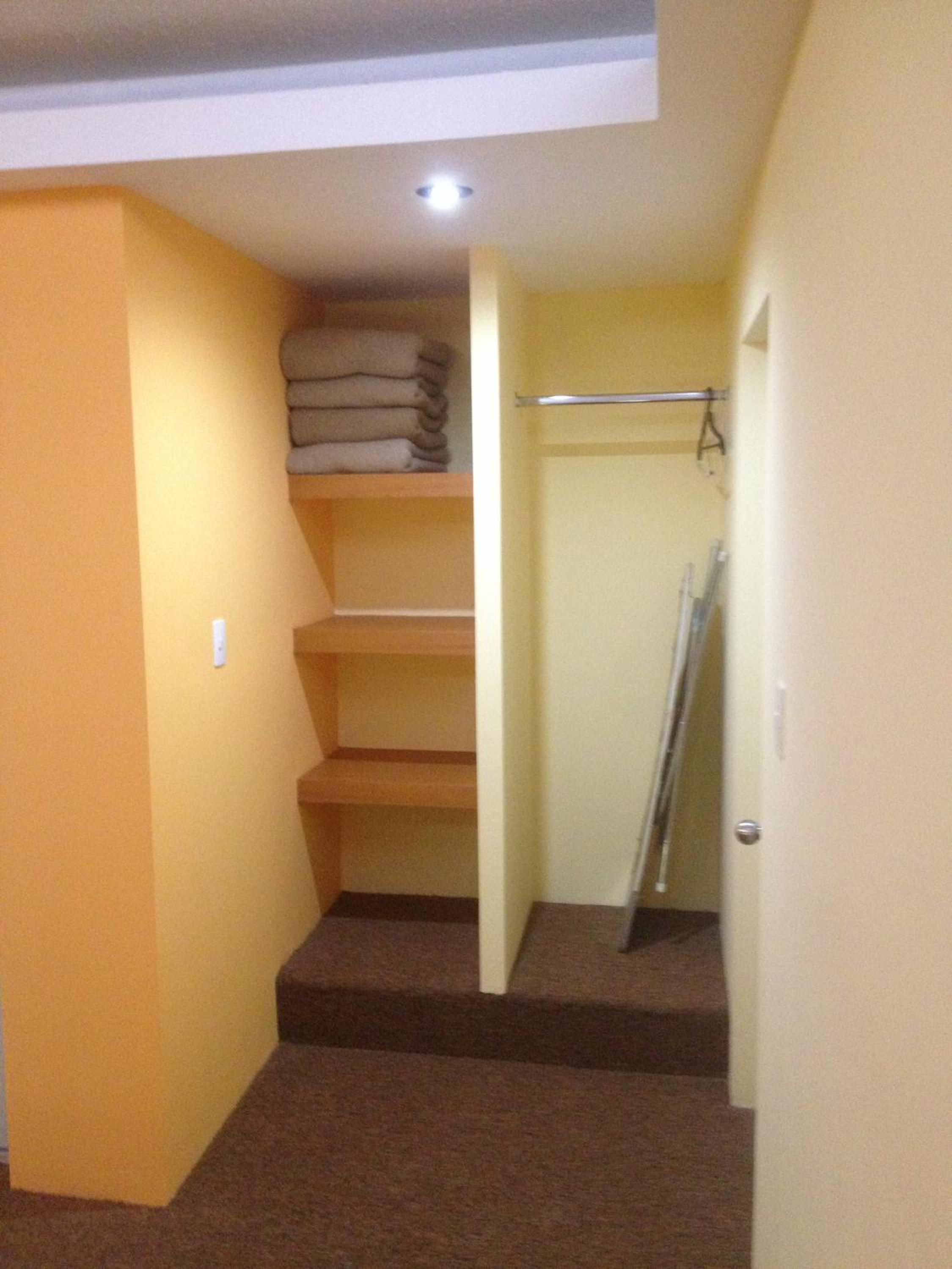 Twin Room - Photo 3