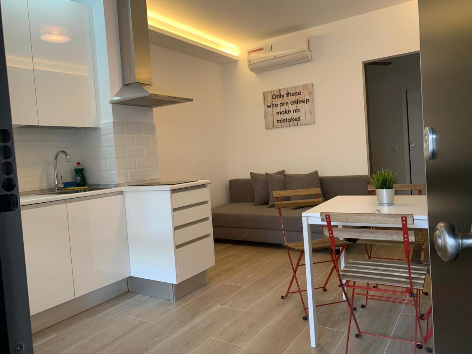 Deluxe Apartment - Photo 4