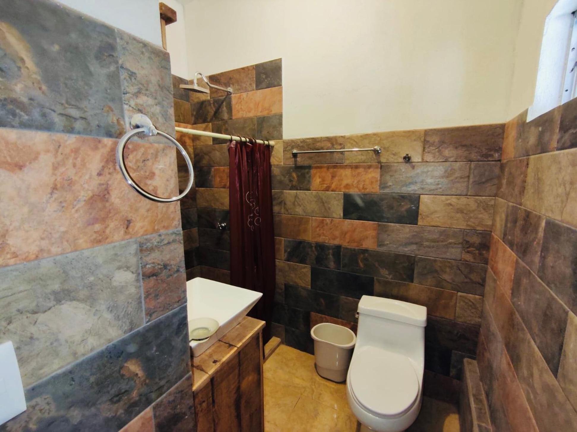 Triple Room - Photo 24