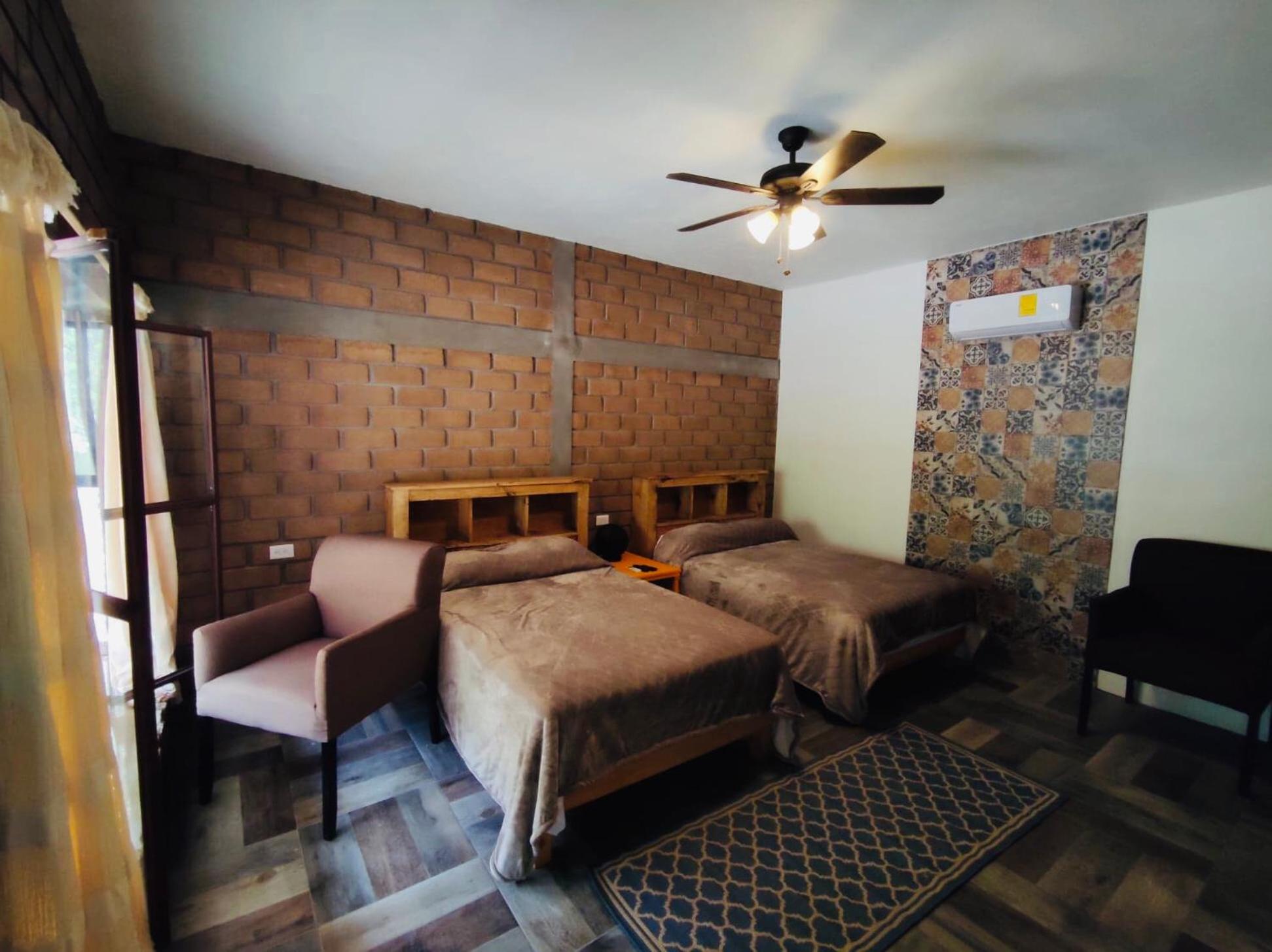 Triple Room - Photo 25