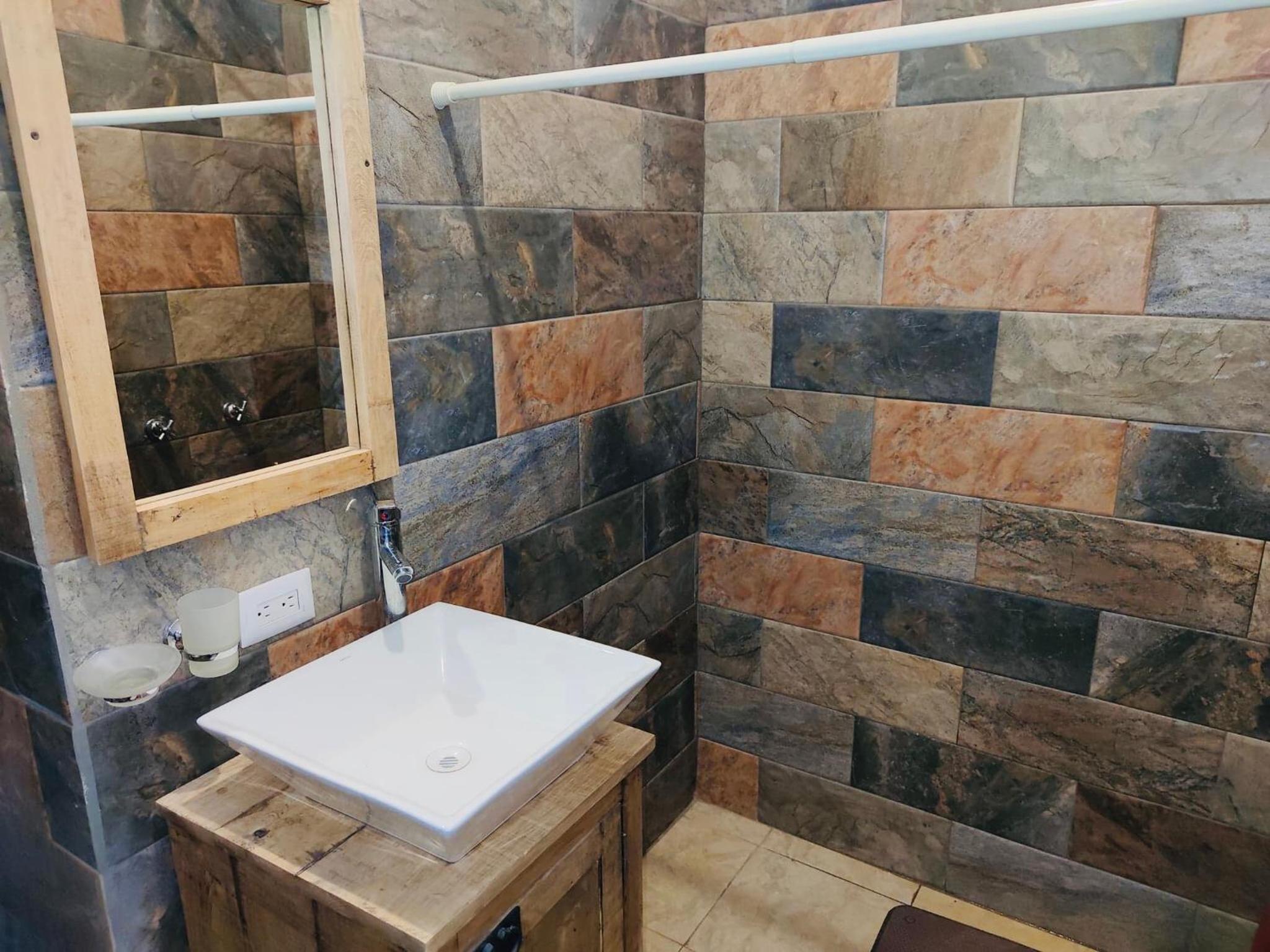 Triple Room - Photo 26