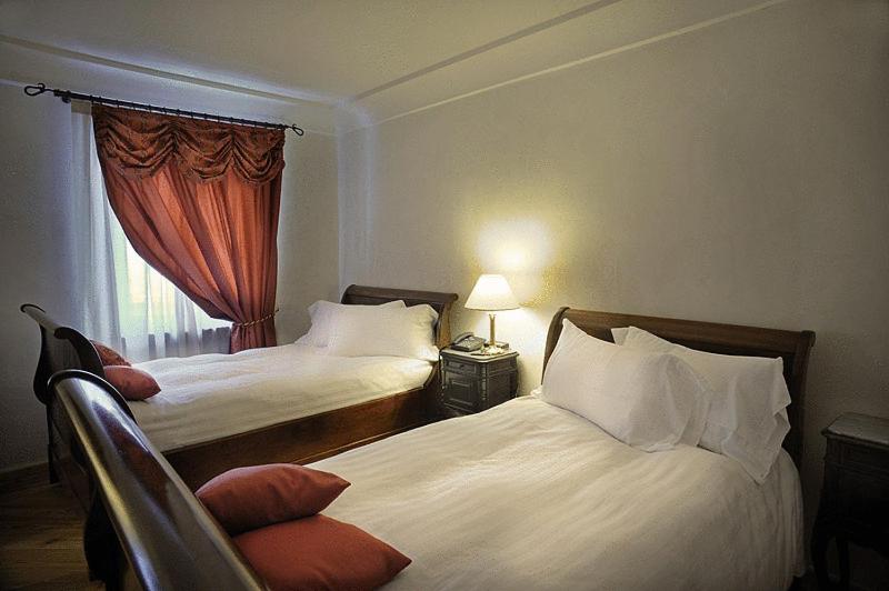 Double or Twin Room - Photo 1