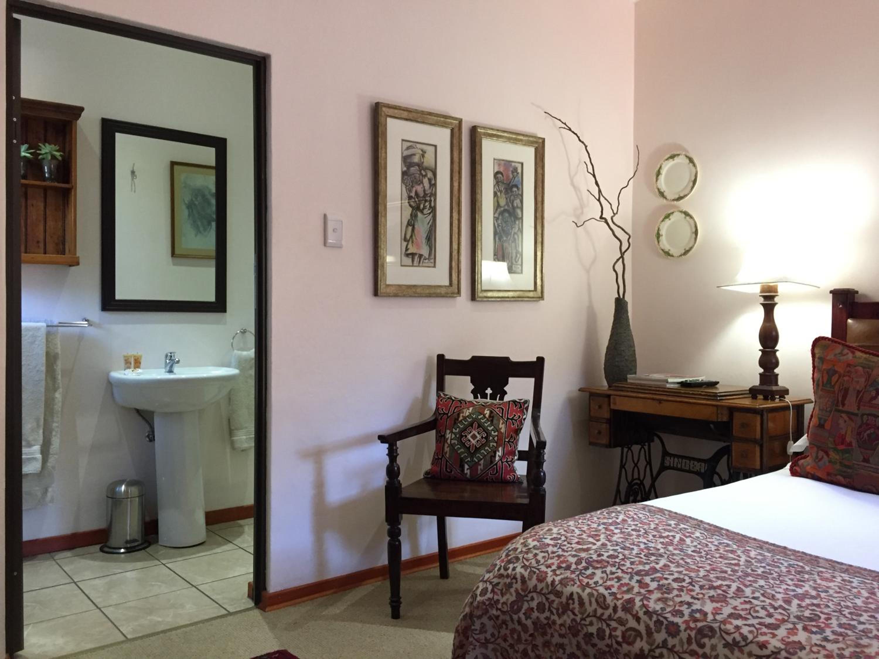 Double Room with Garden View - Photo 2