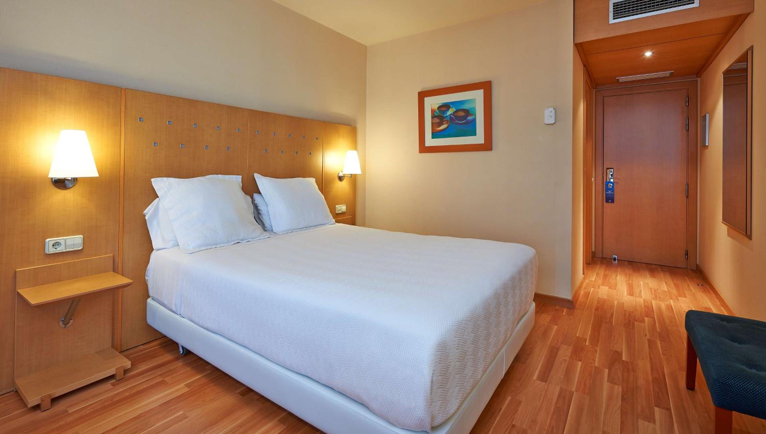 Standard Double Room - Photo 1
