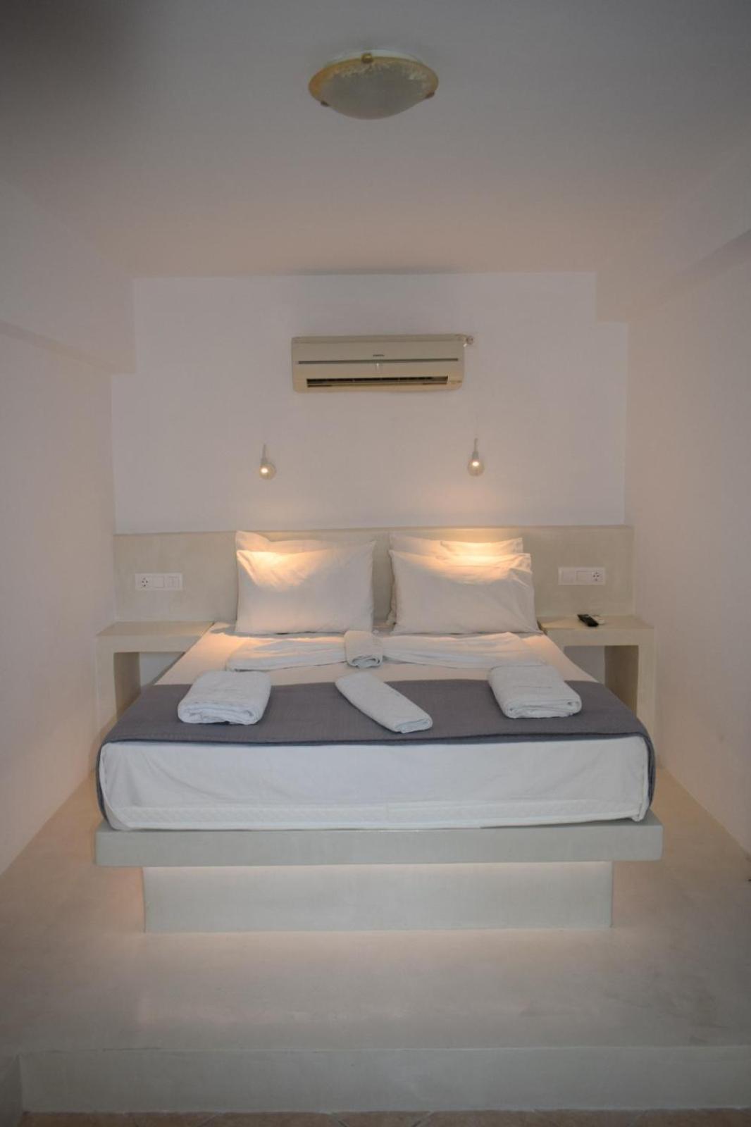 Triple Room photo 2