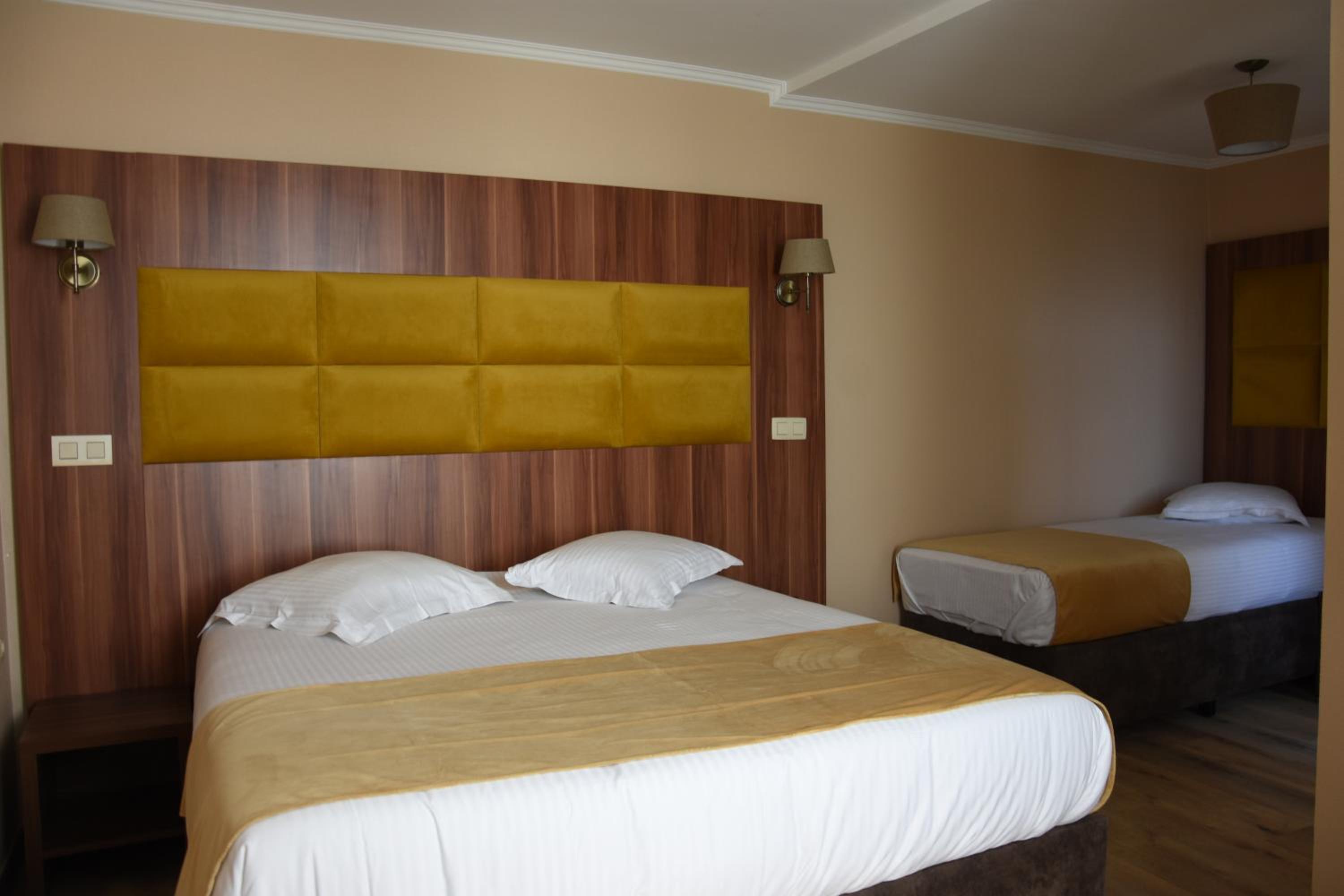 Comfort Triple Room - Photo 1