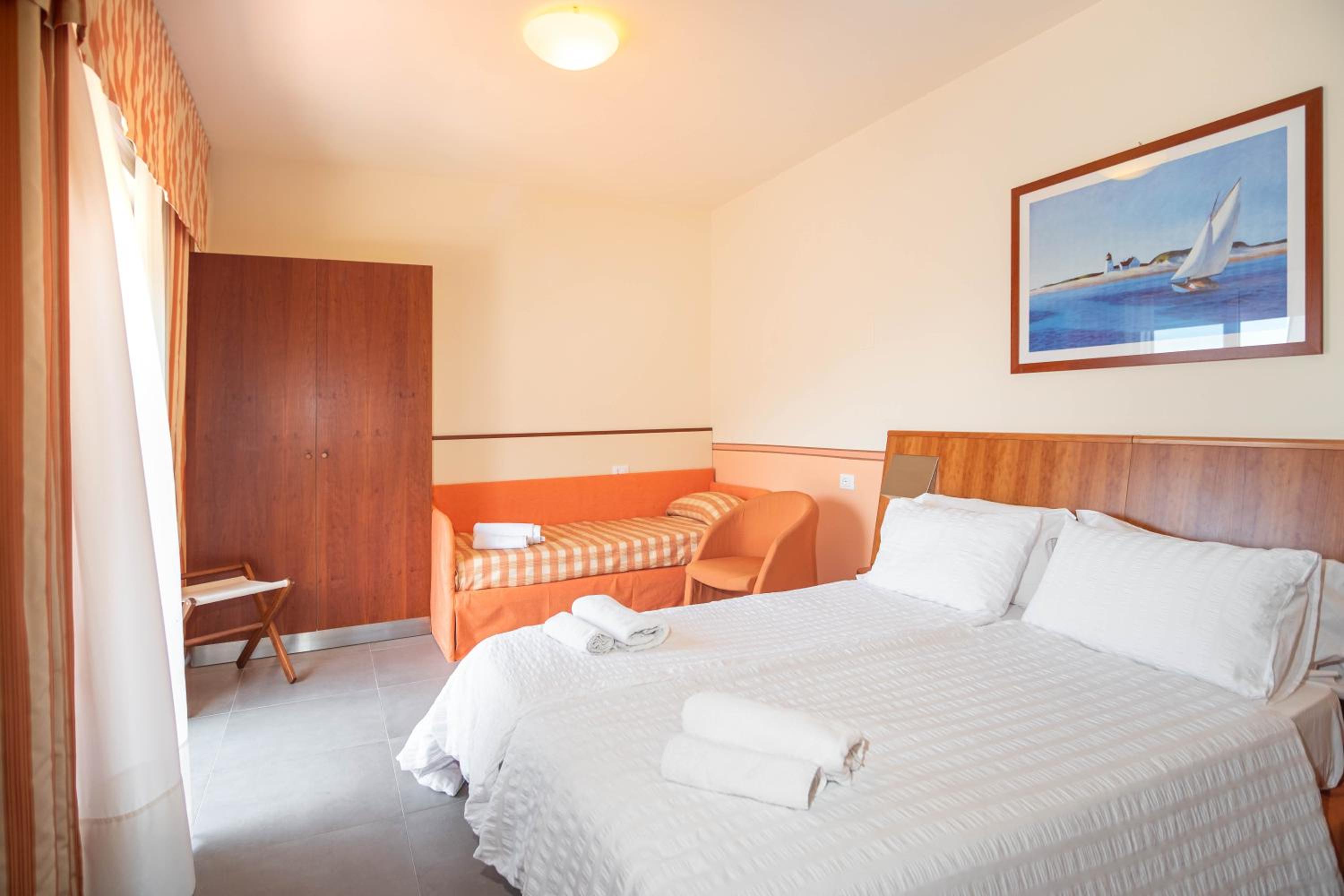 Junior Suite - Photo 11
