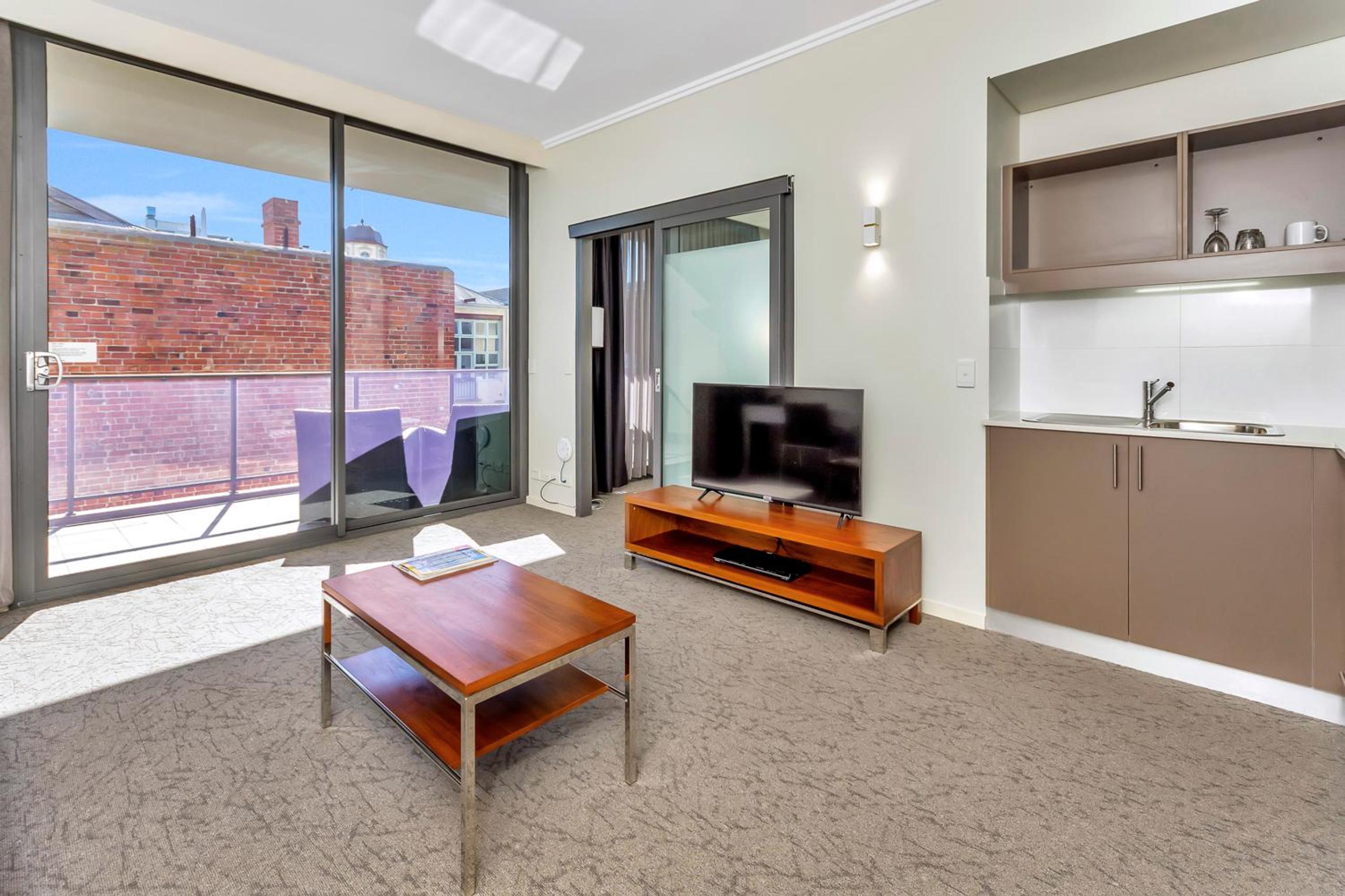 New Haus Suite with Balcony photo 2