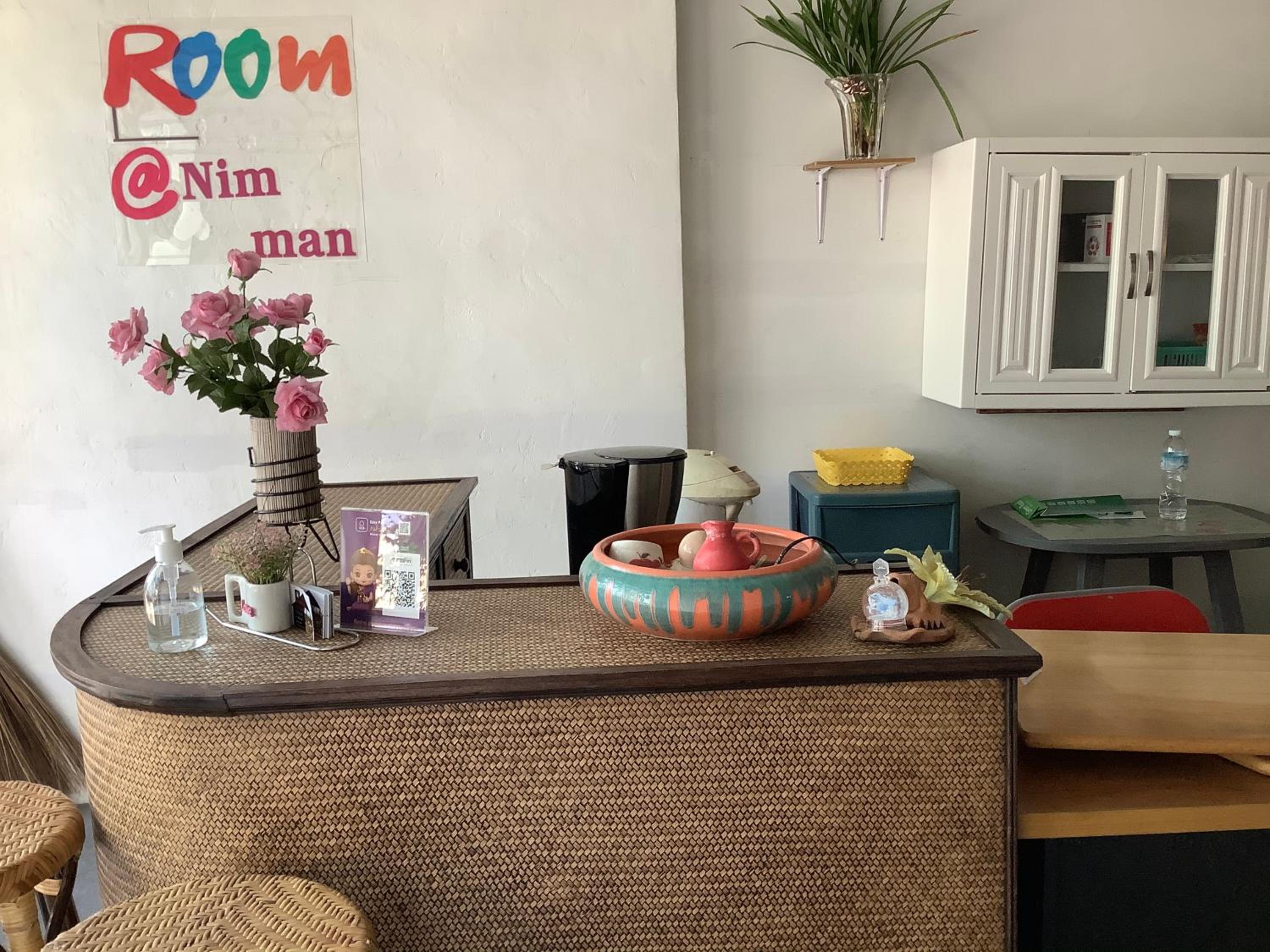 Budget Double Room - Photo 16