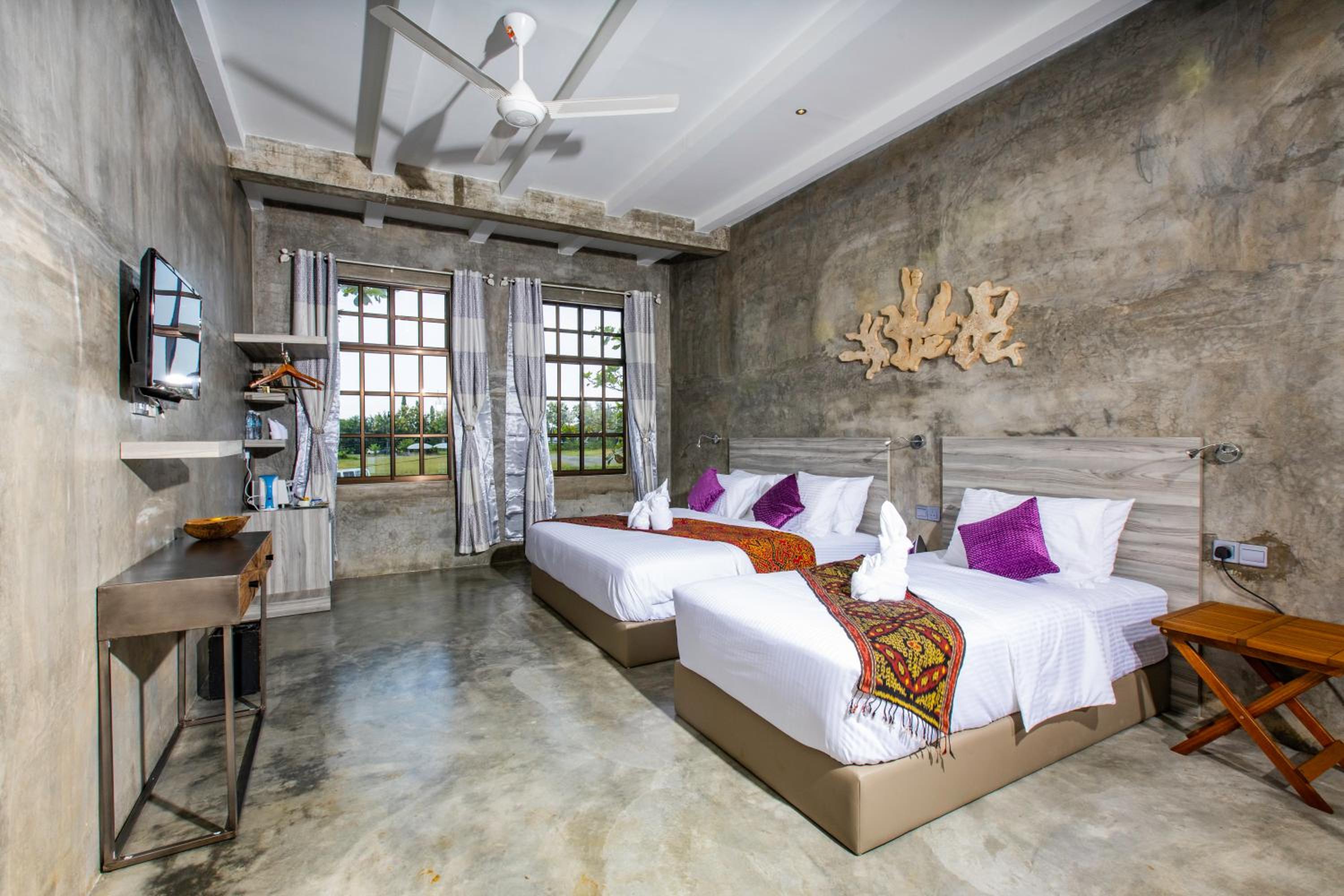 Superior Suite - Photo 3
