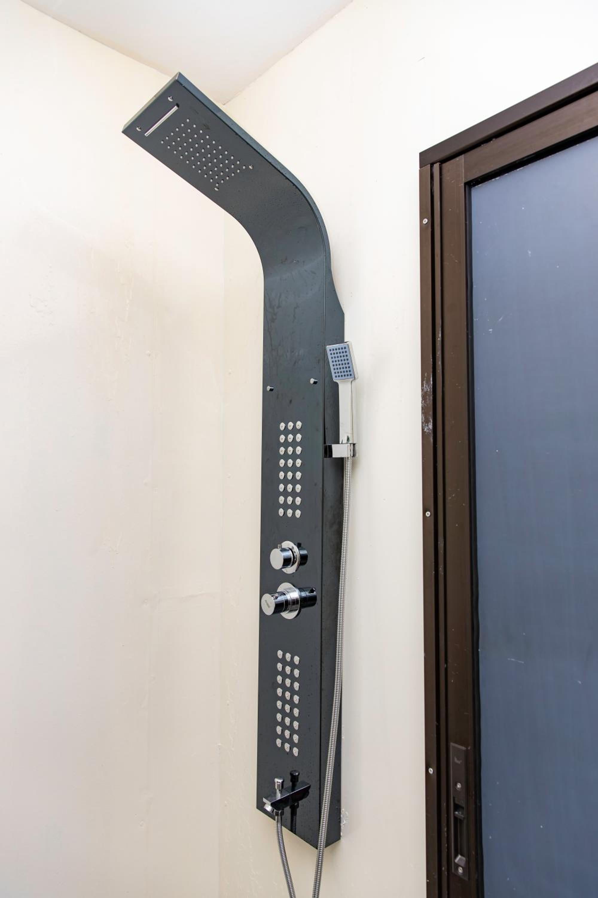 Standard Studio - Photo 3
