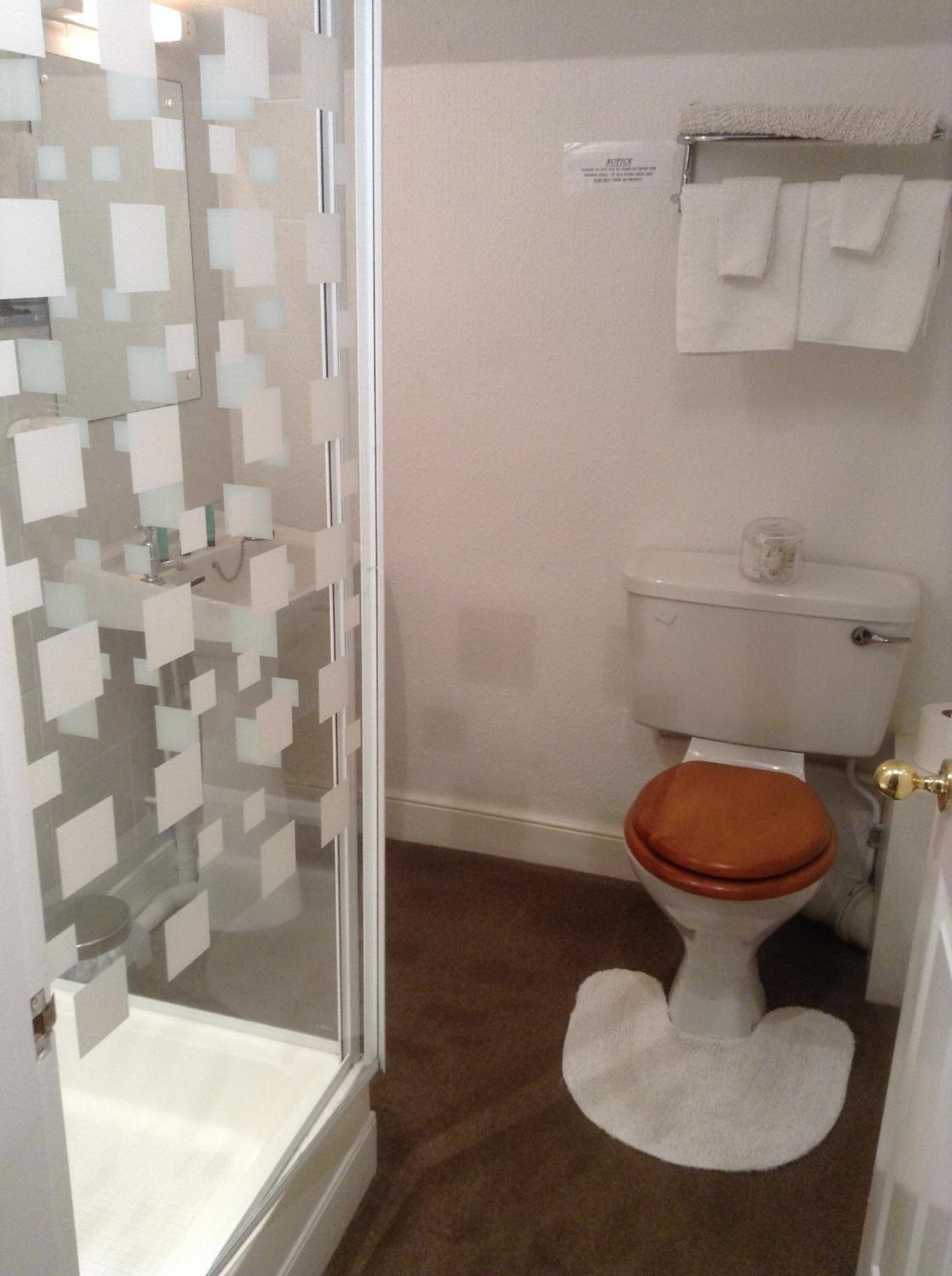 Standard Double Room with Lake View photo 2
