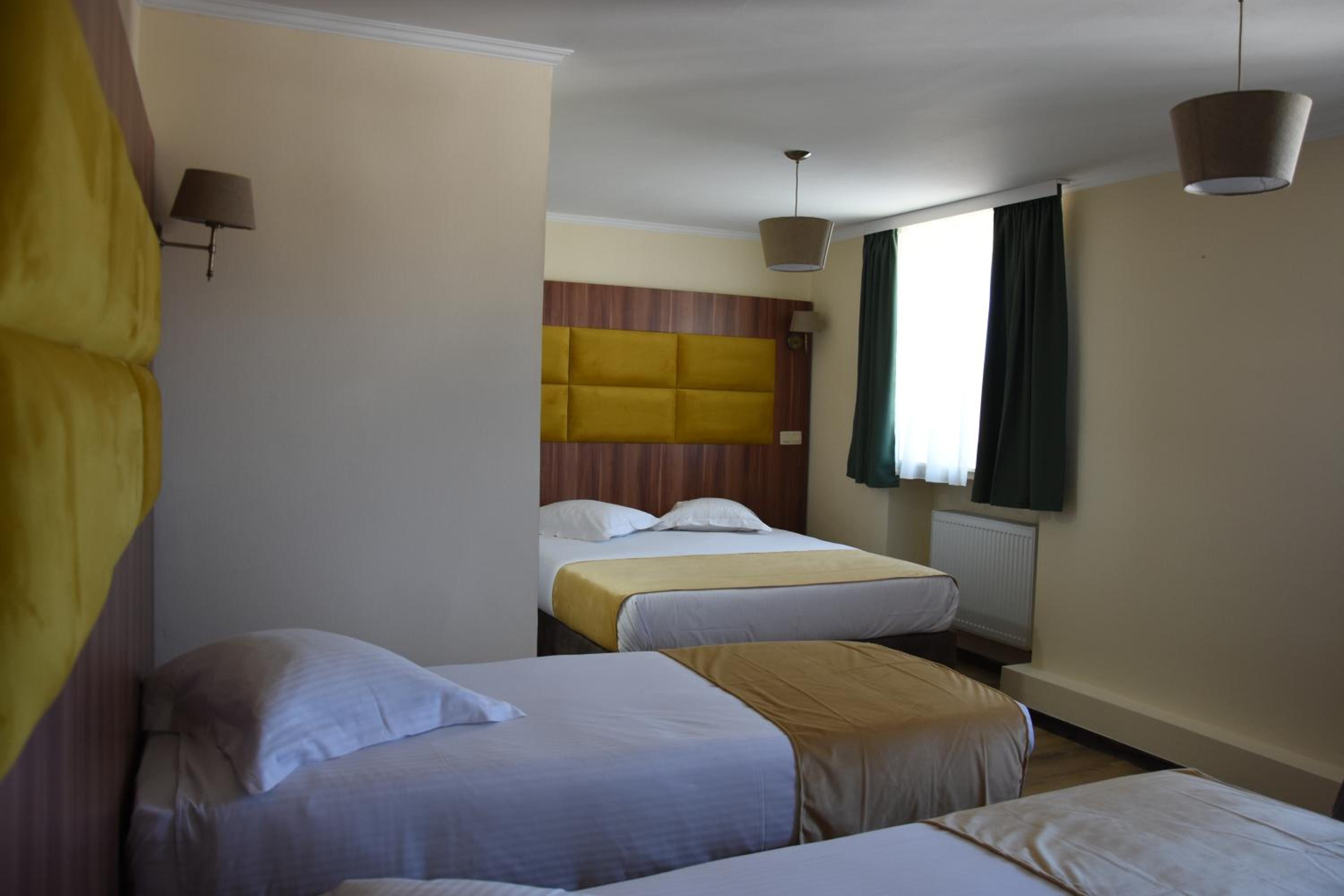 Comfort Quadruple Room - Photo 5