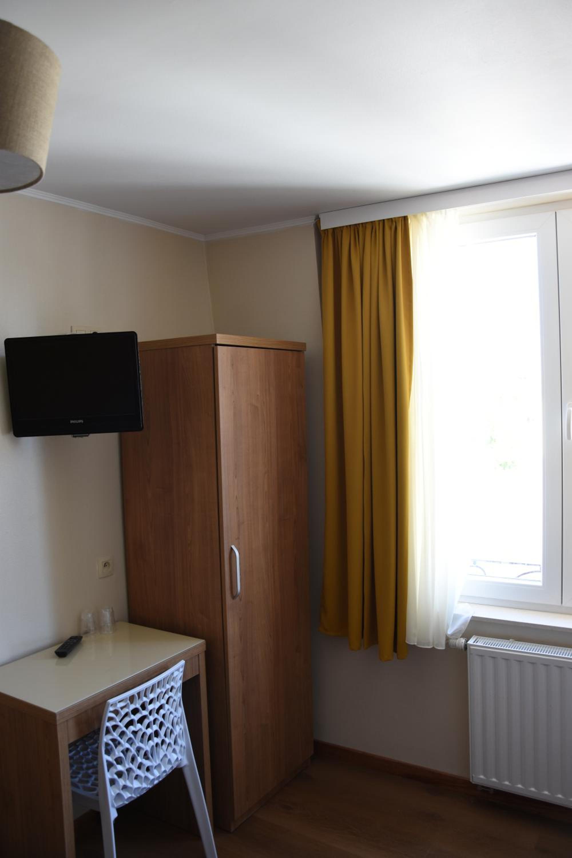 Comfort Double Room - Photo 7