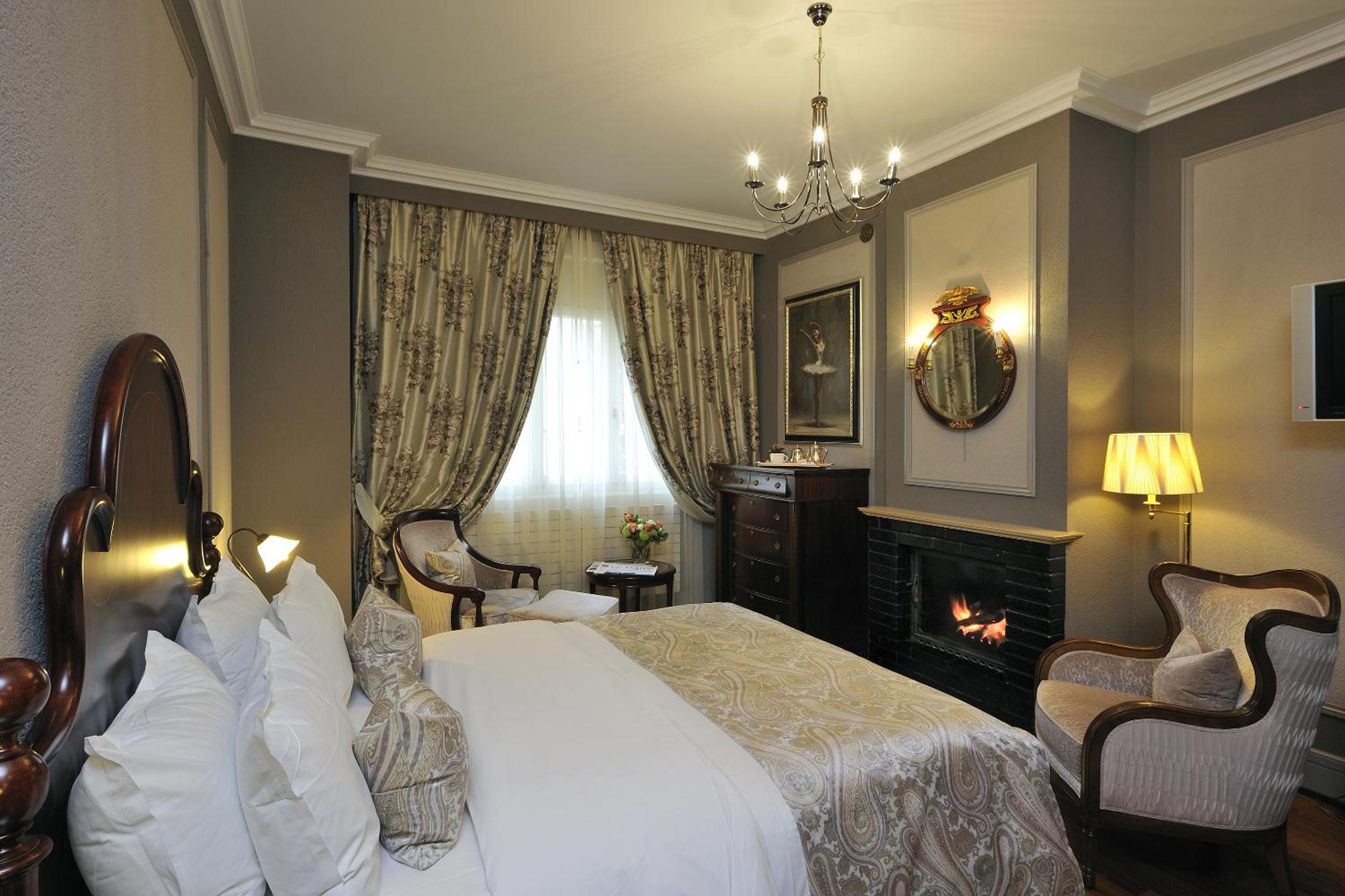 Classic Double Room