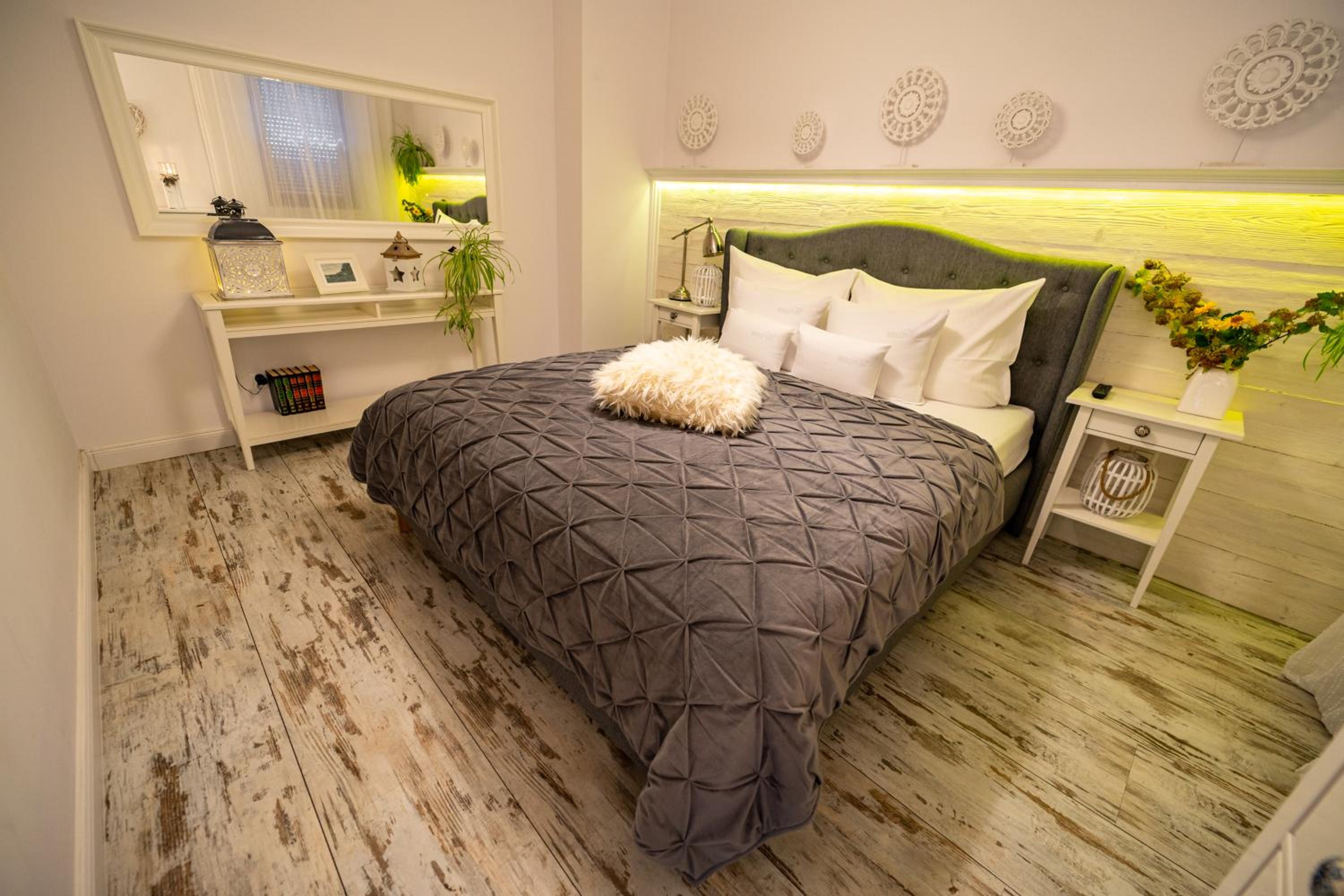 Apartment - Photo 32