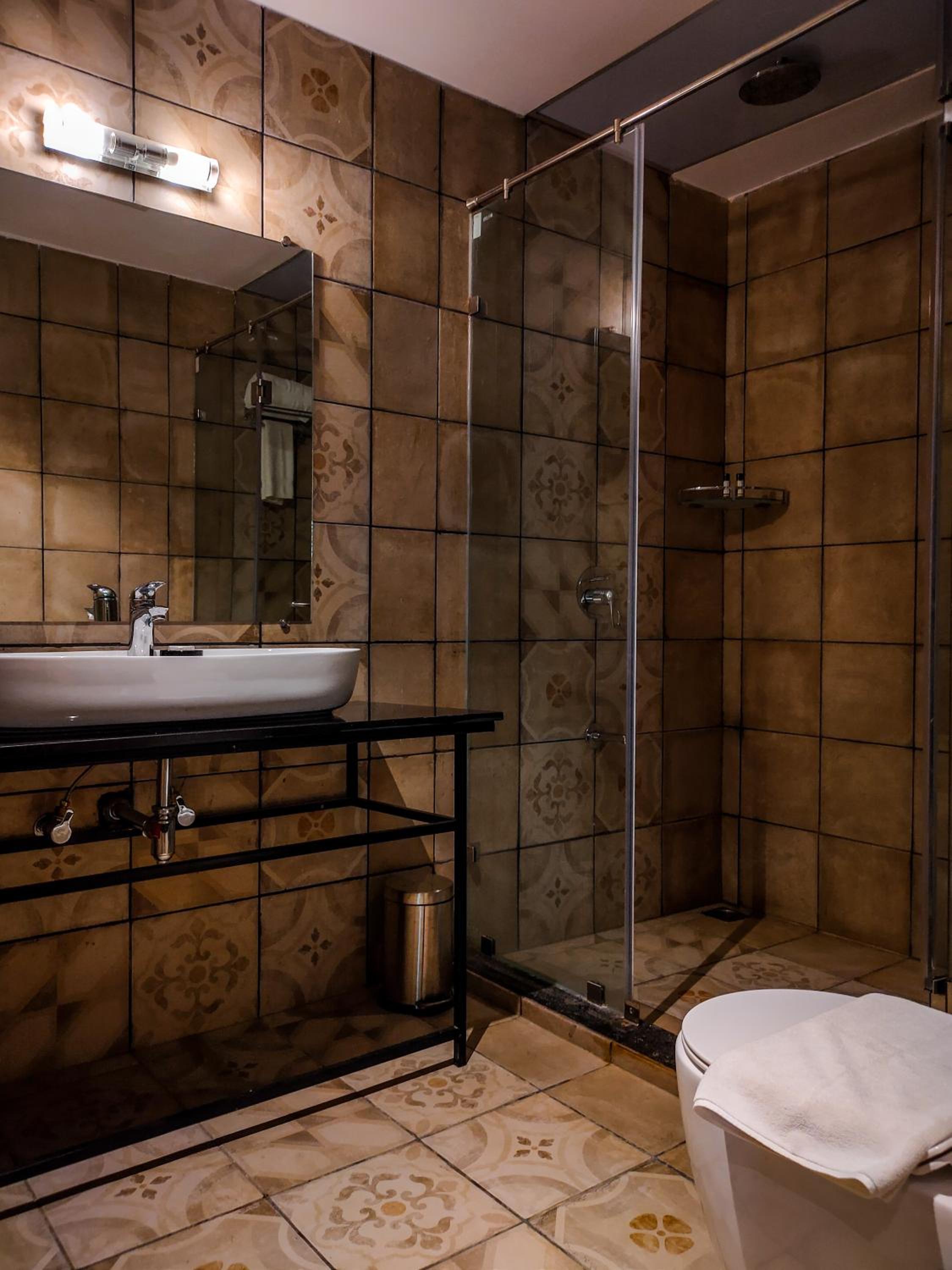 Deluxe Room - Photo 2