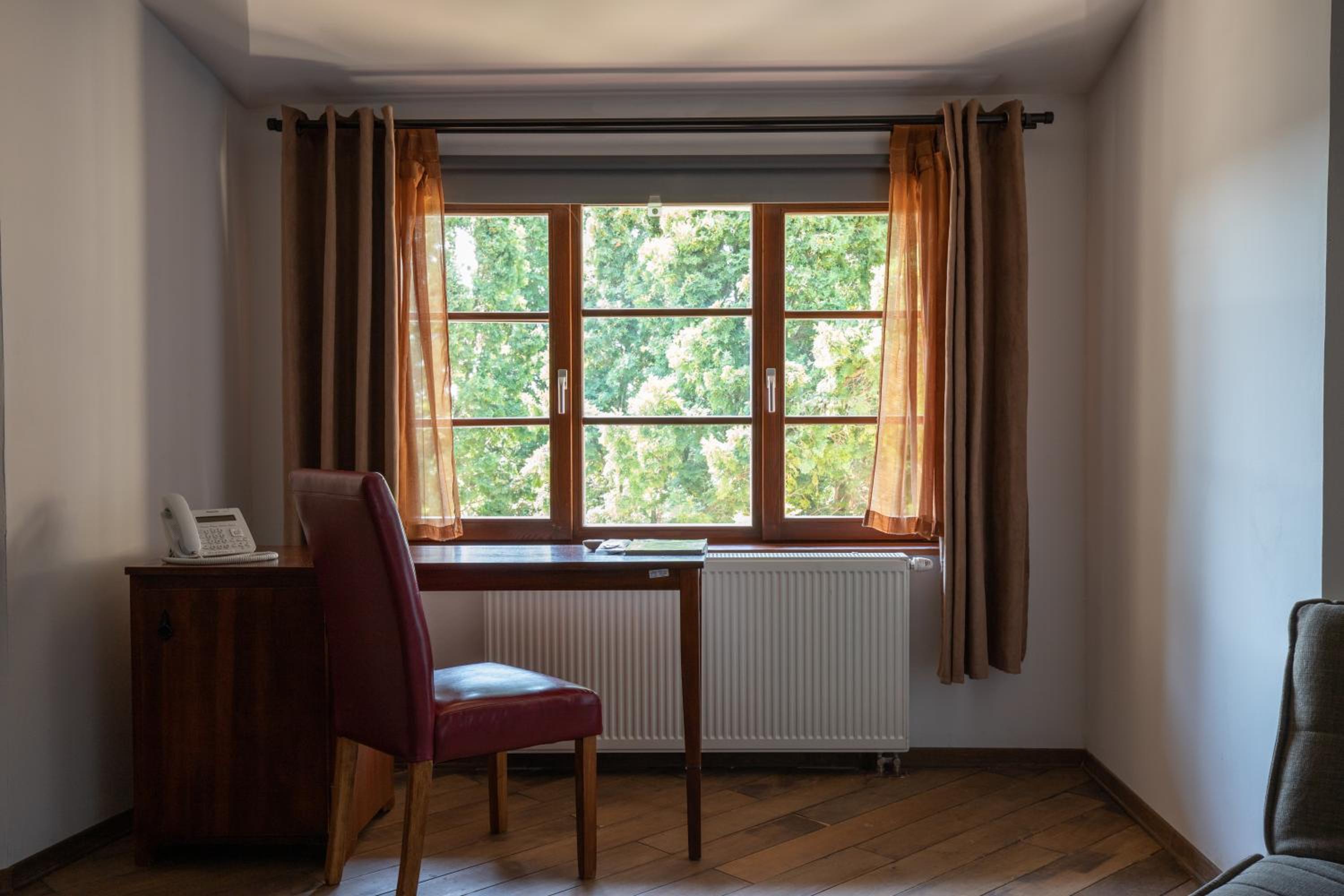 Deluxe Triple Room - Photo 3