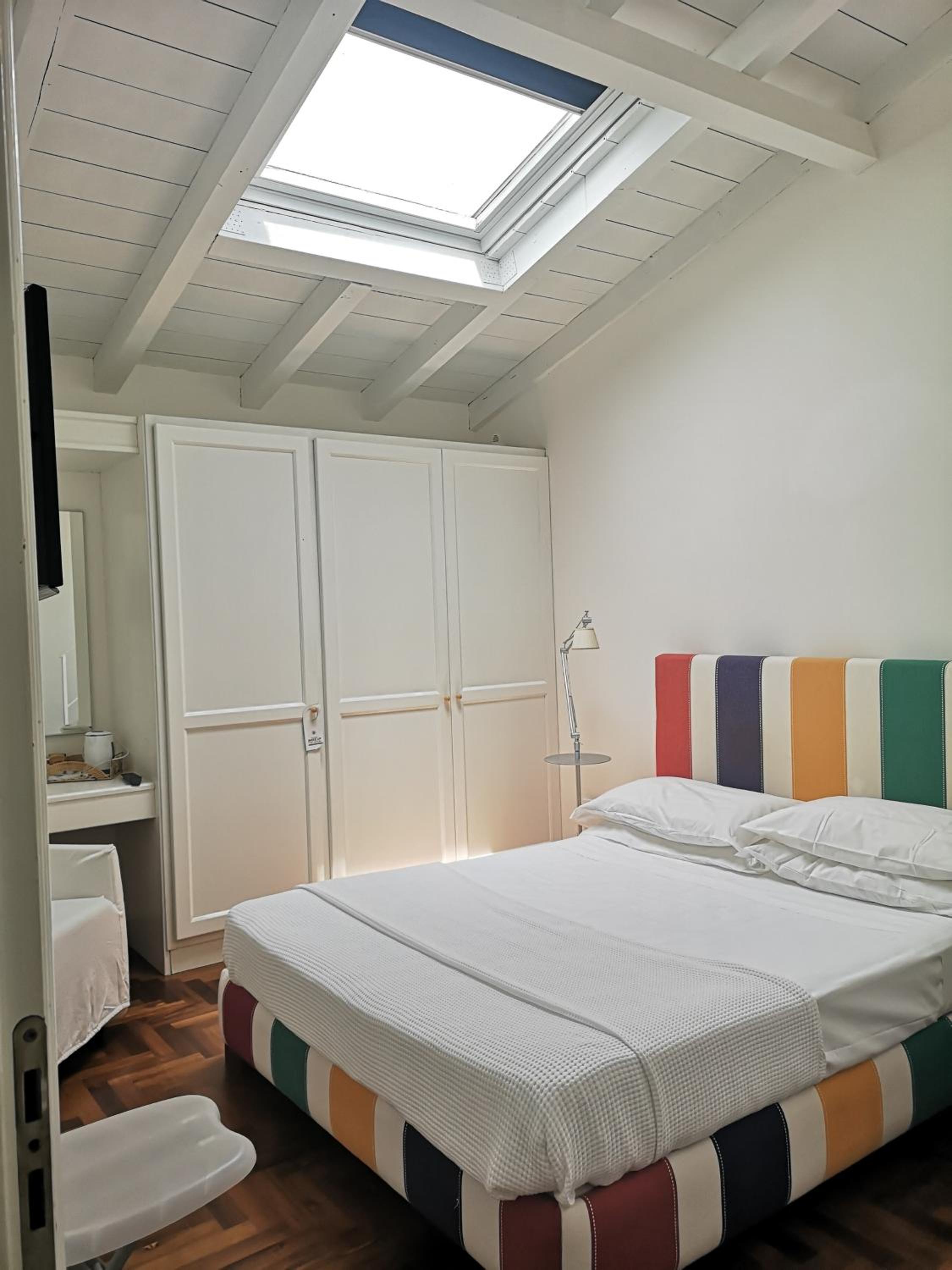 Double Room with Terrace - Photo 8