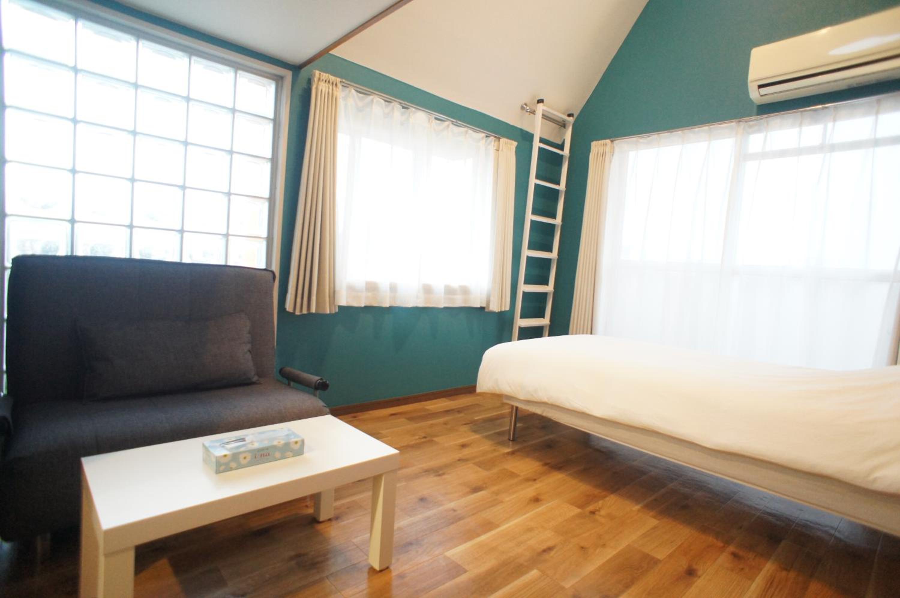 Standard Triple Room - Photo 40