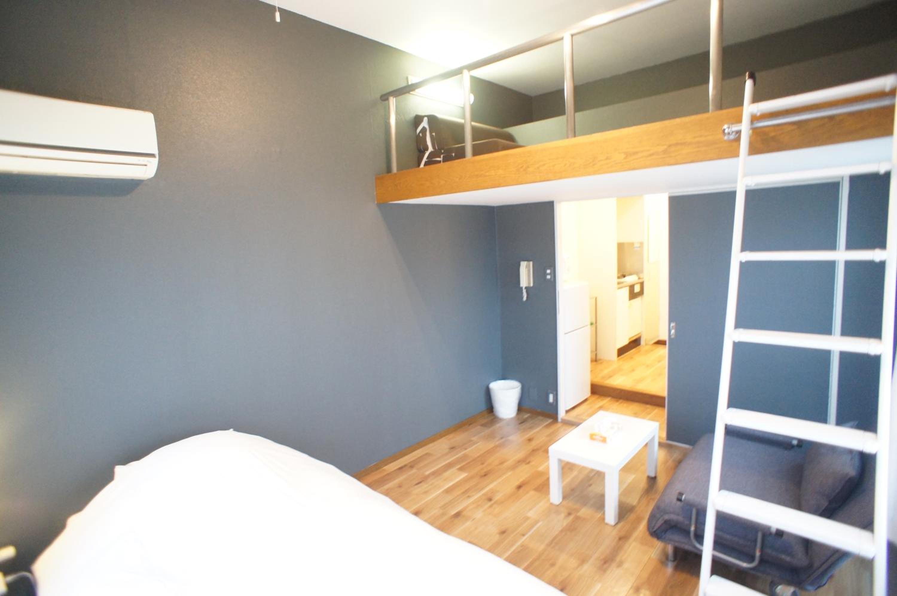 Standard Triple Room - Photo 15
