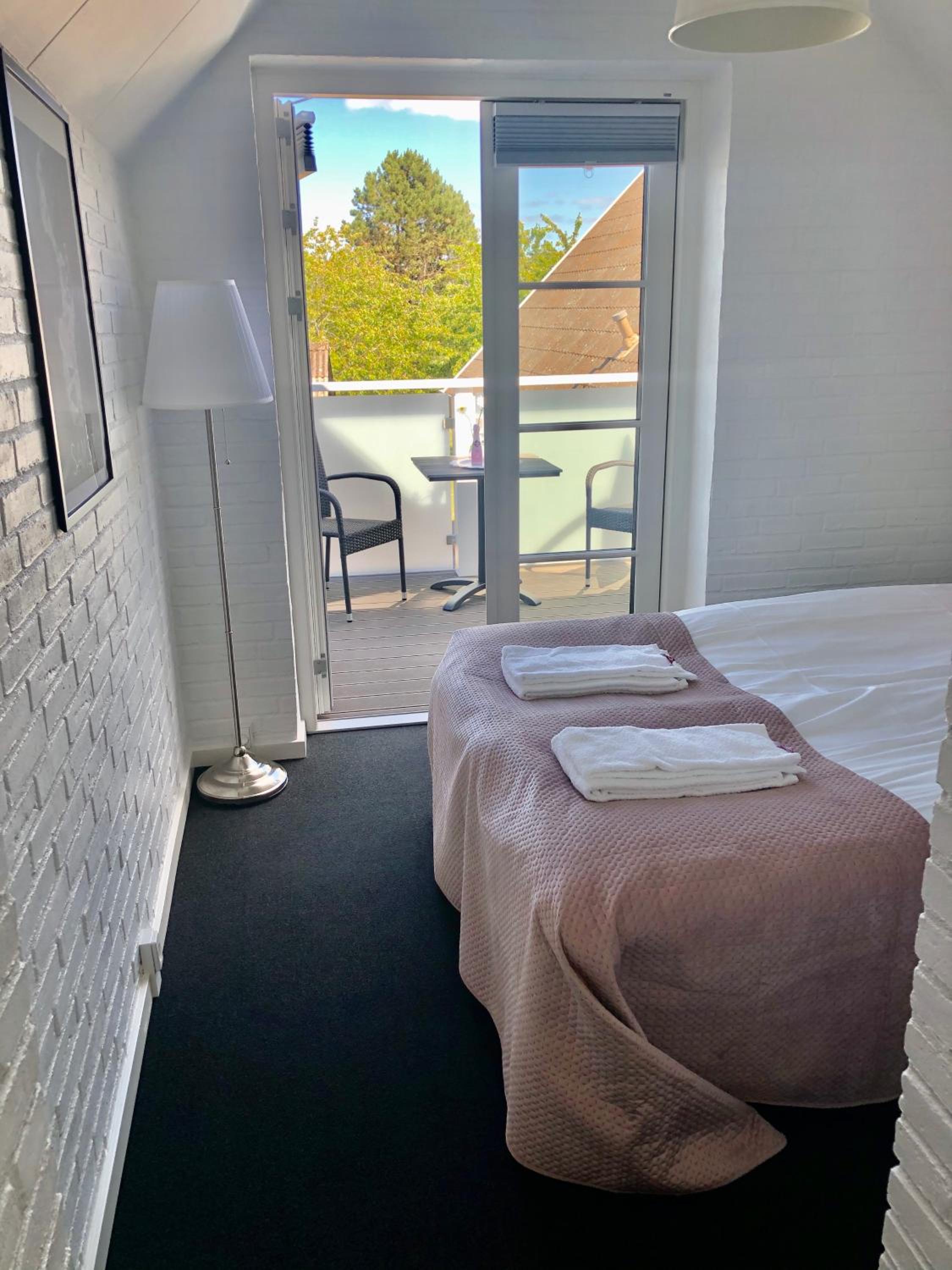 Small Double Room photo 1