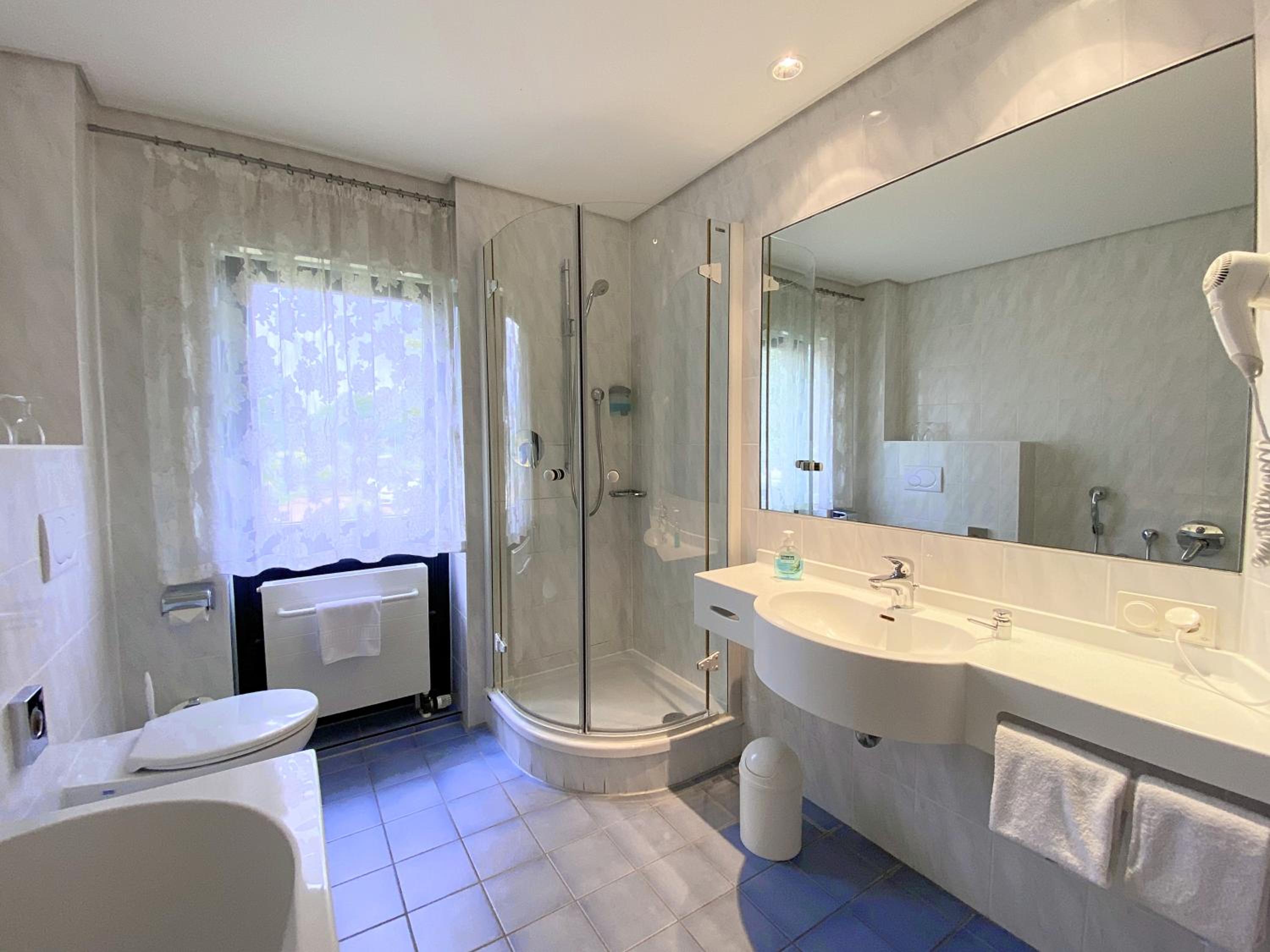 Standard Double Room - Photo 4