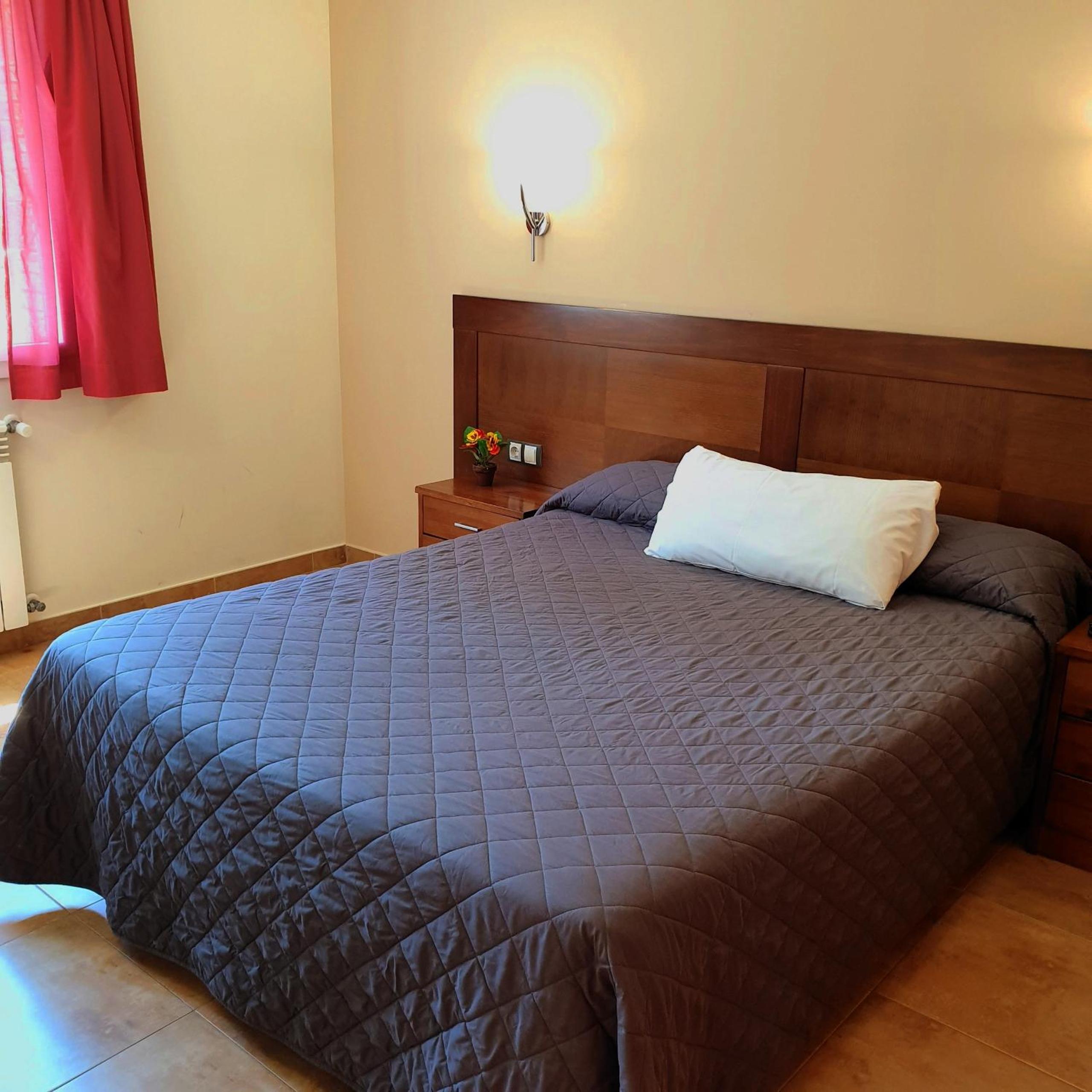 One-Bedroom Apartment with Garden