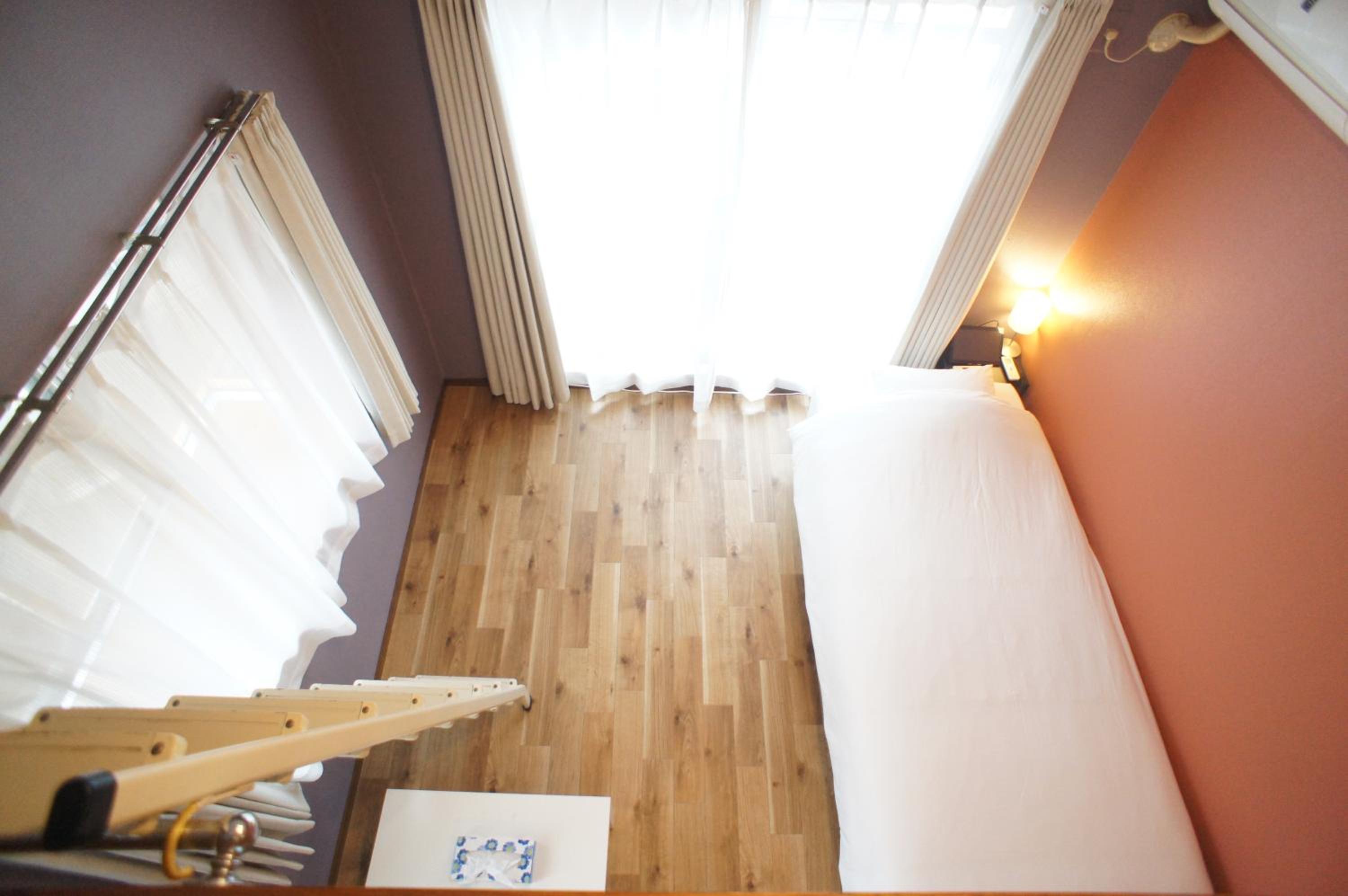 Standard Triple Room - Photo 36
