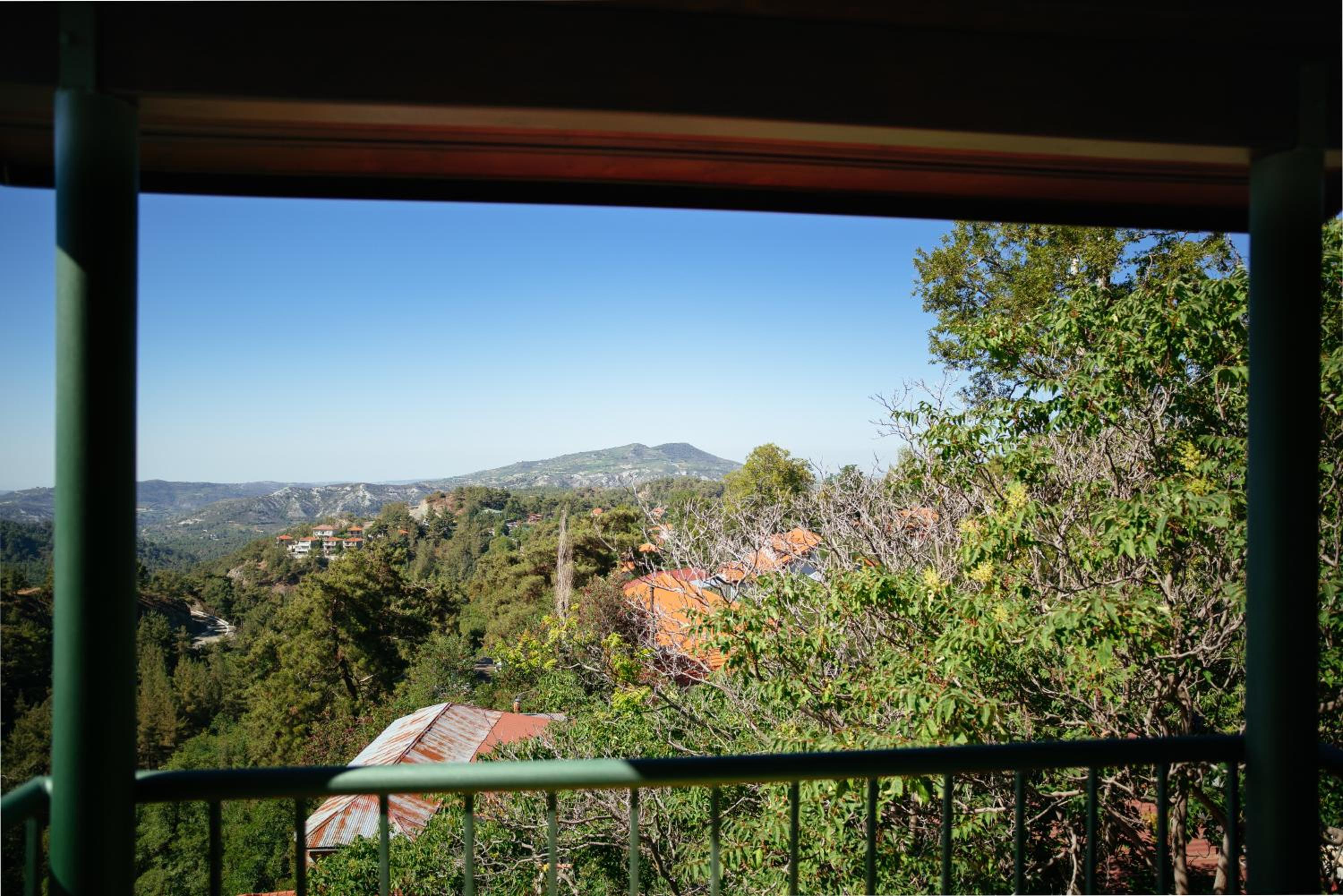 Double or Twin Room with Balcony - Photo 6
