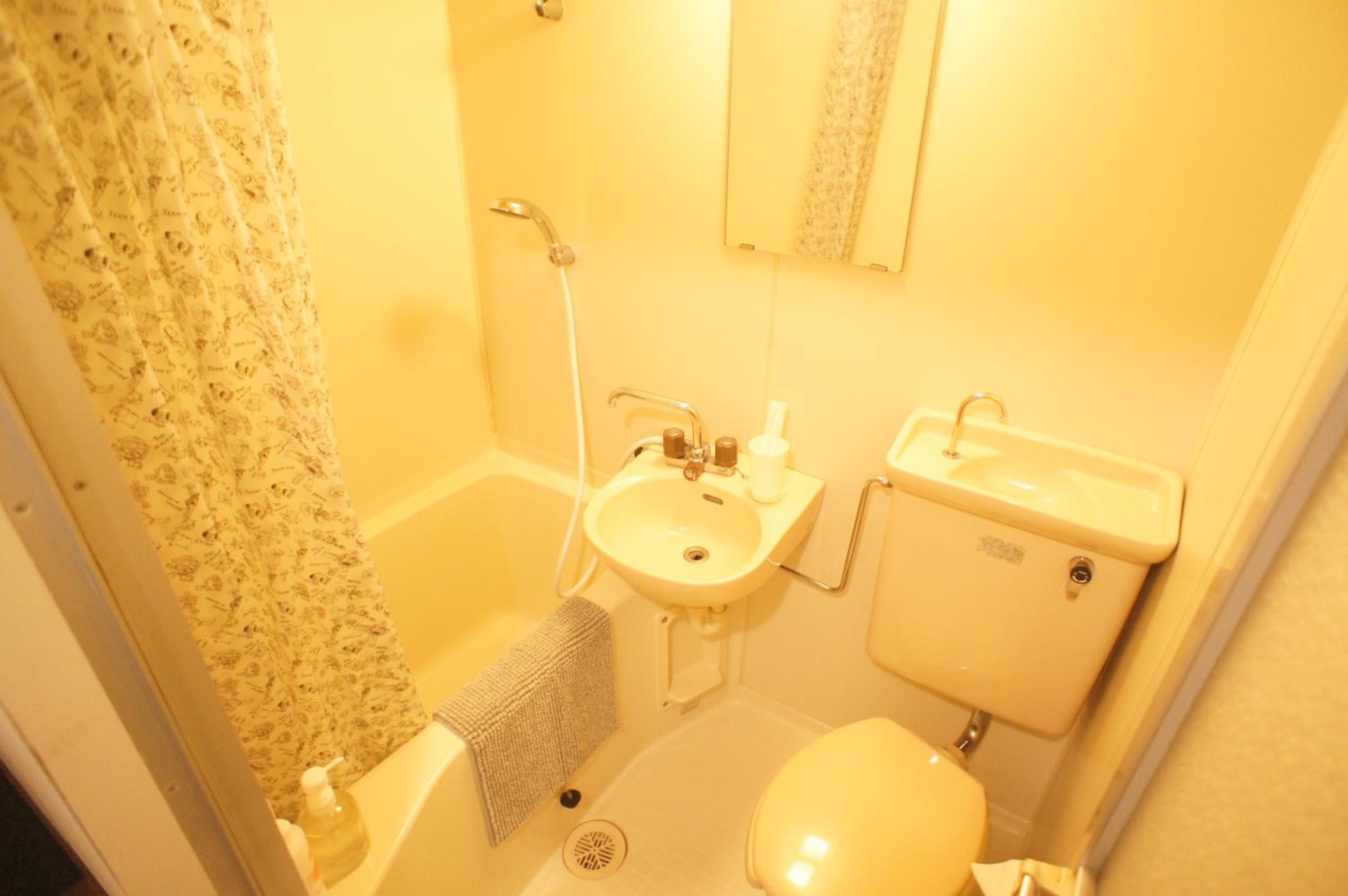 Standard Triple Room - Photo 26
