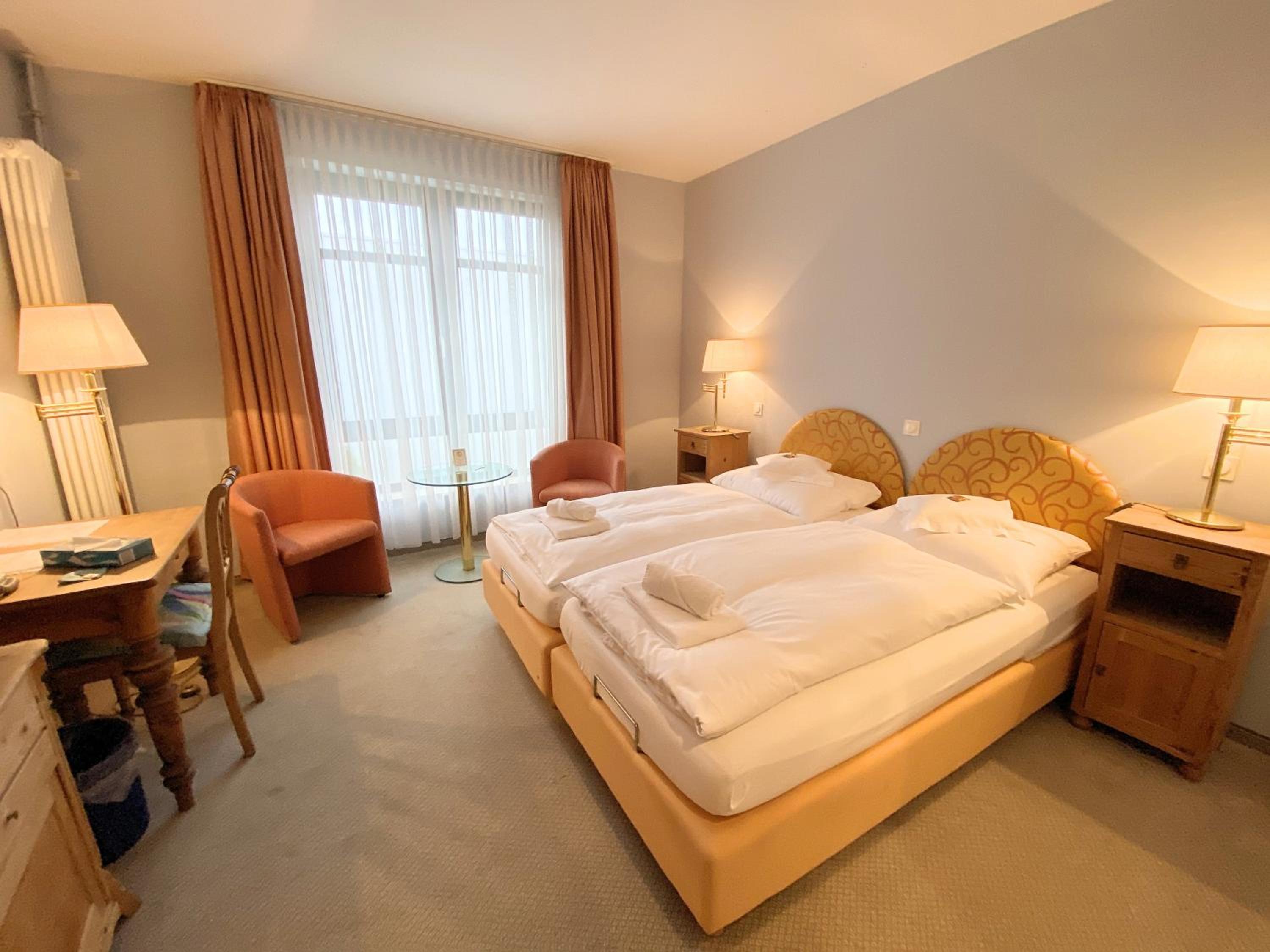 Standard Double Room - Photo 3