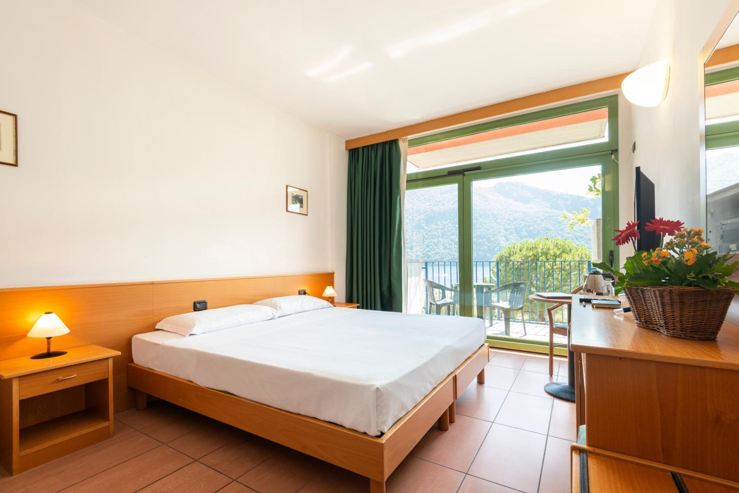 Chambre Triple - Vue sur Lac
