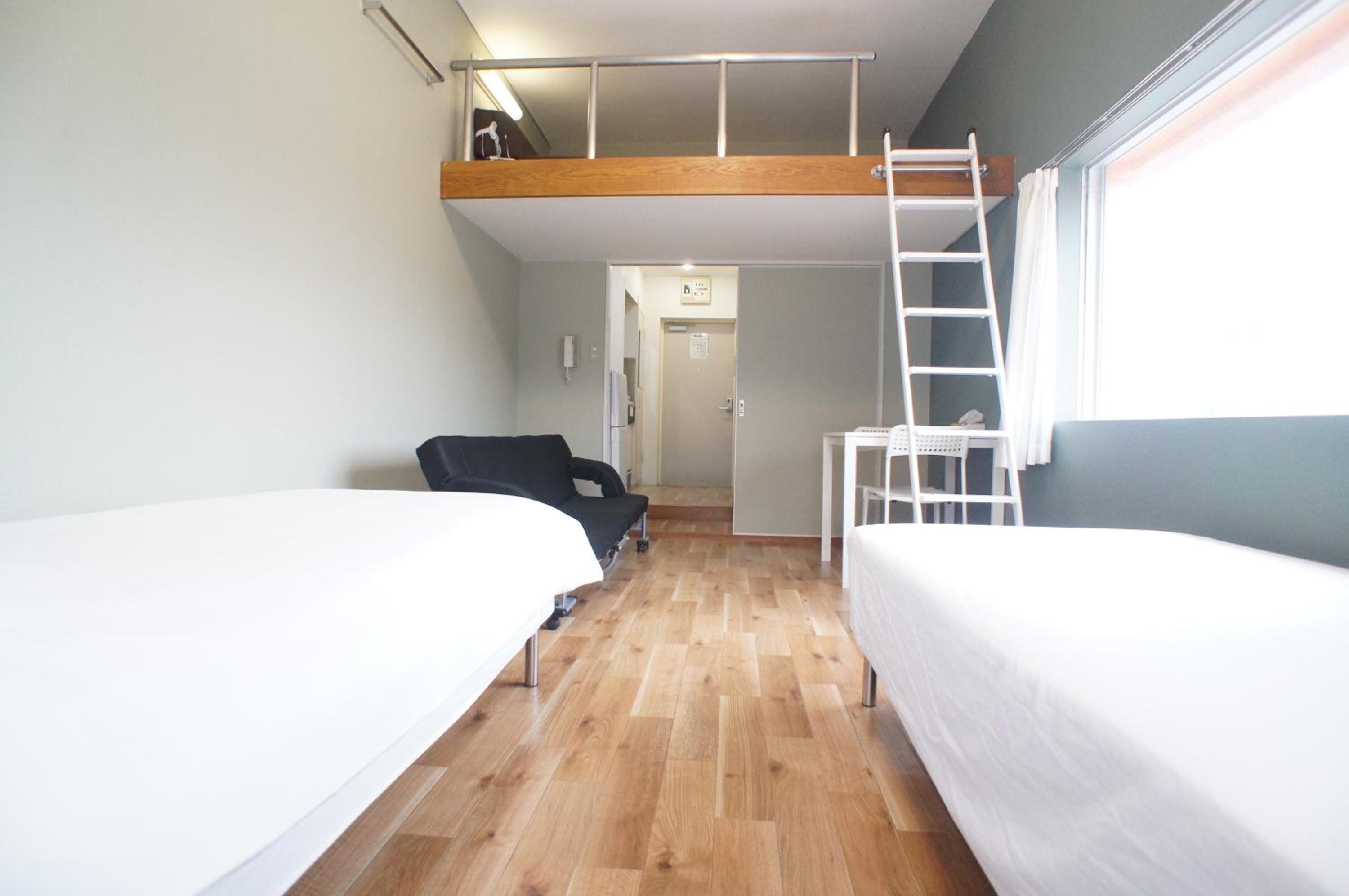 Quadruple Room - Photo 37
