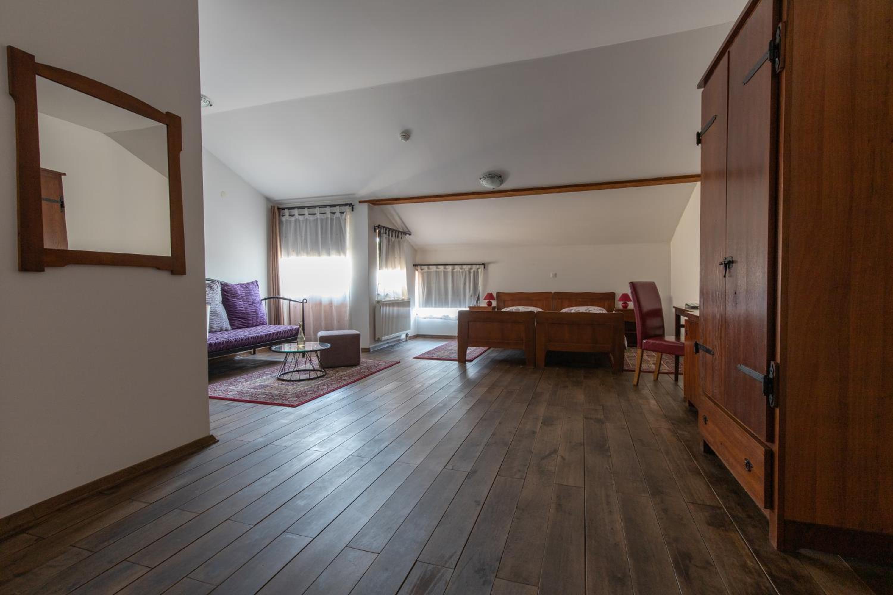 Twin Room with Balcony - Photo 1