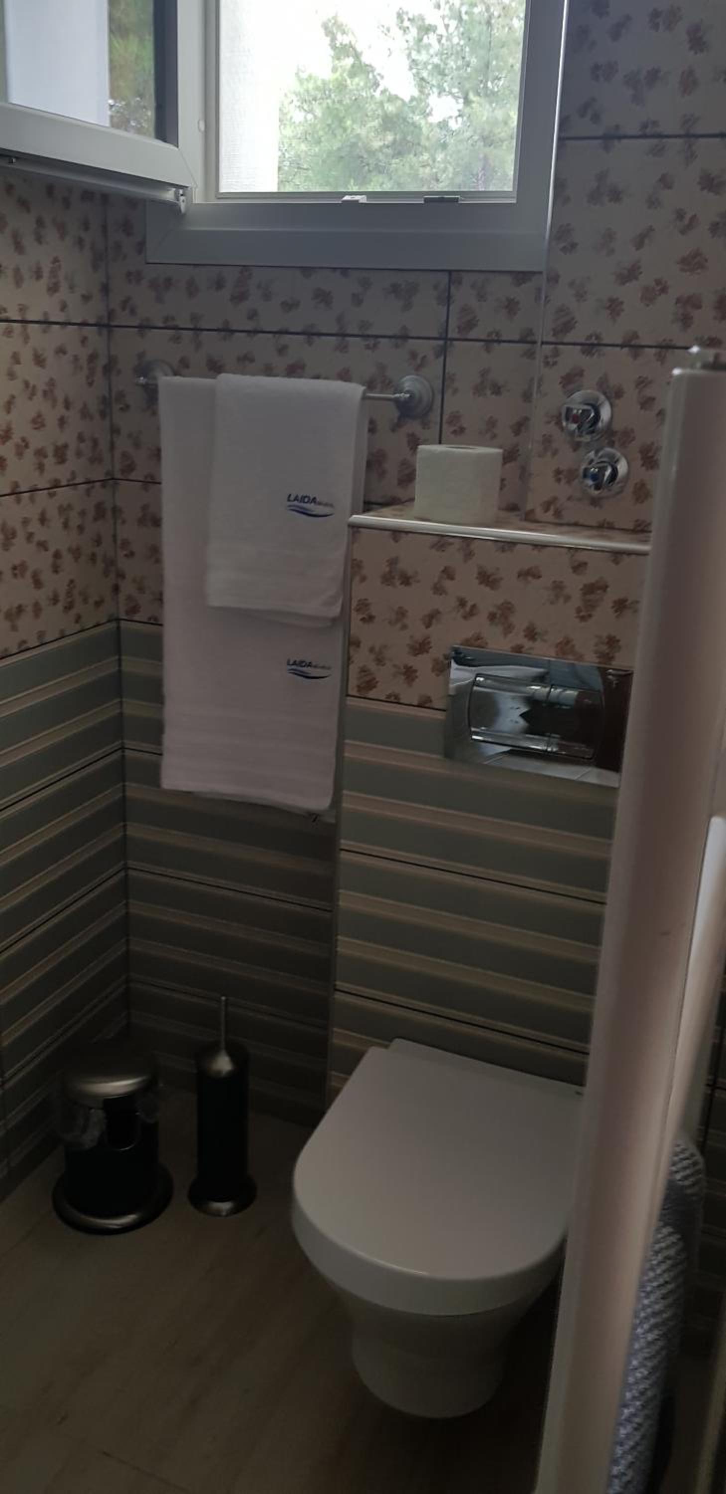 Double Room with Balcony - Photo 22