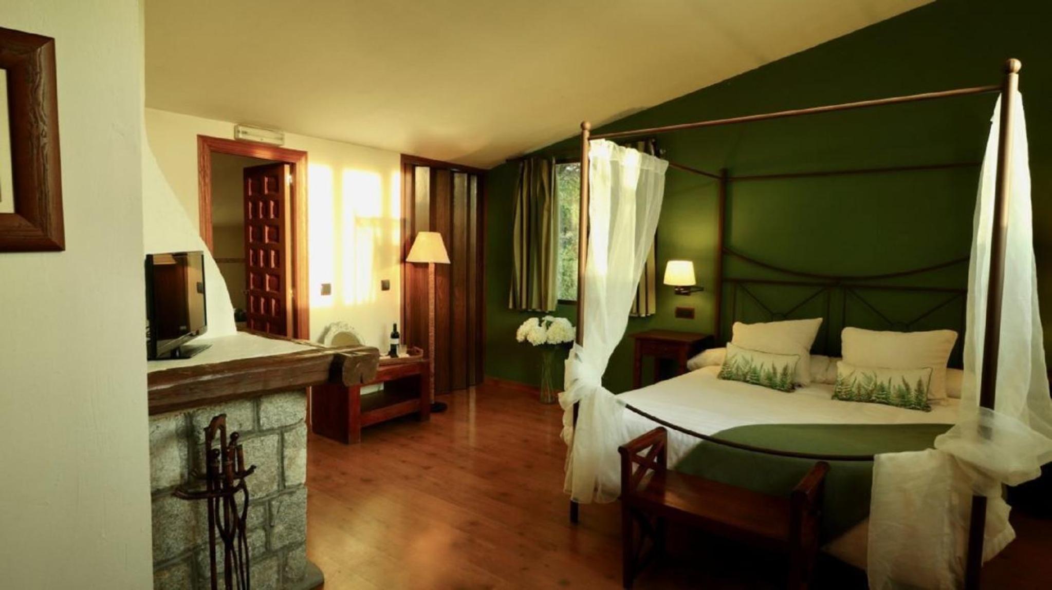 Double Room - Photo 8