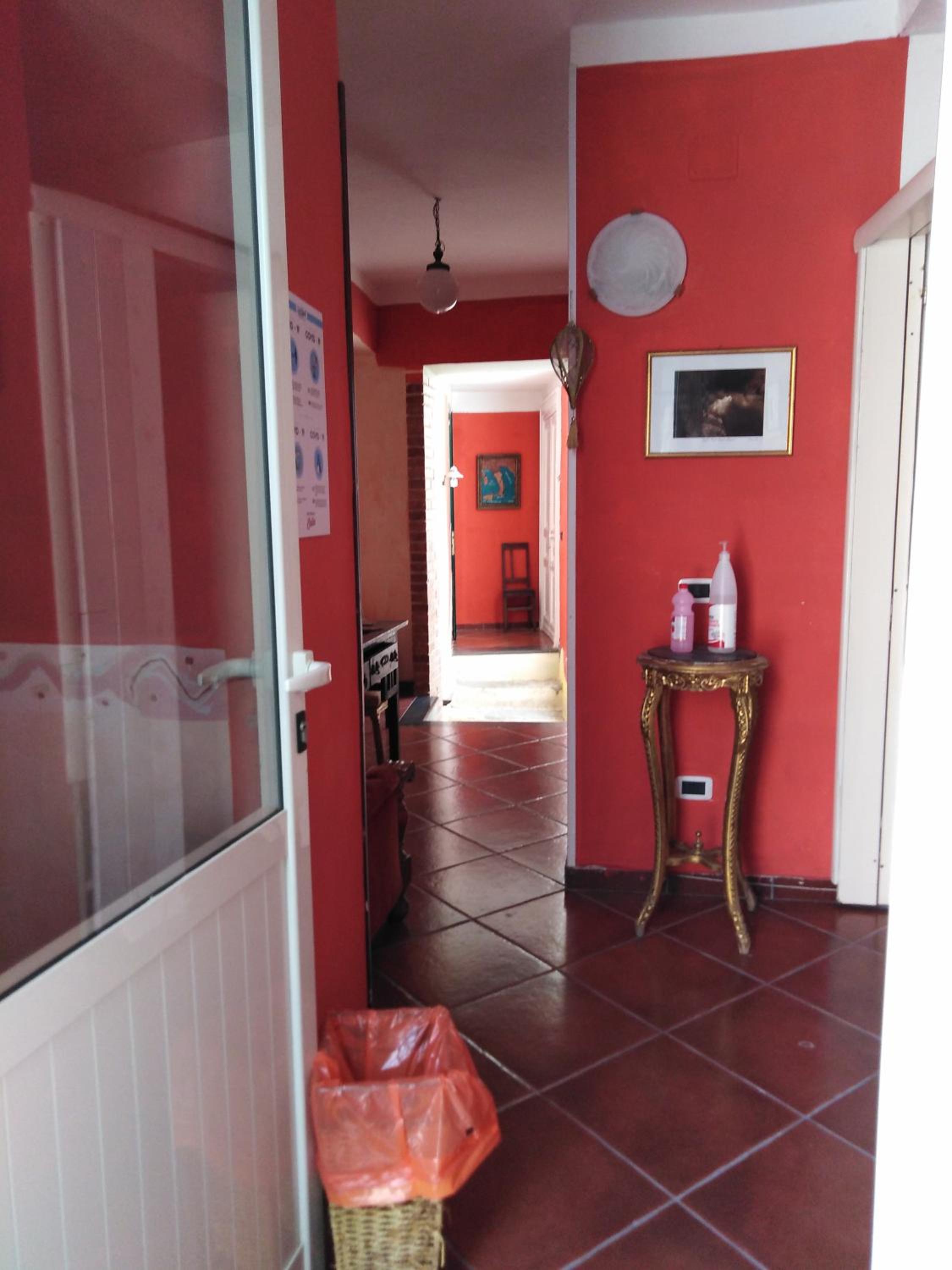 Large Double or Twin Room photo 2
