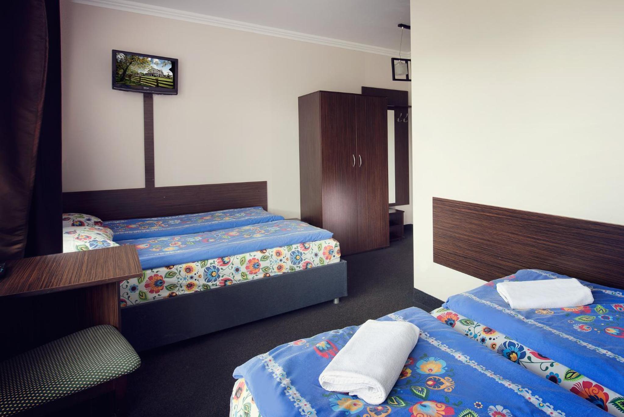 Quadruple Room - Photo 3