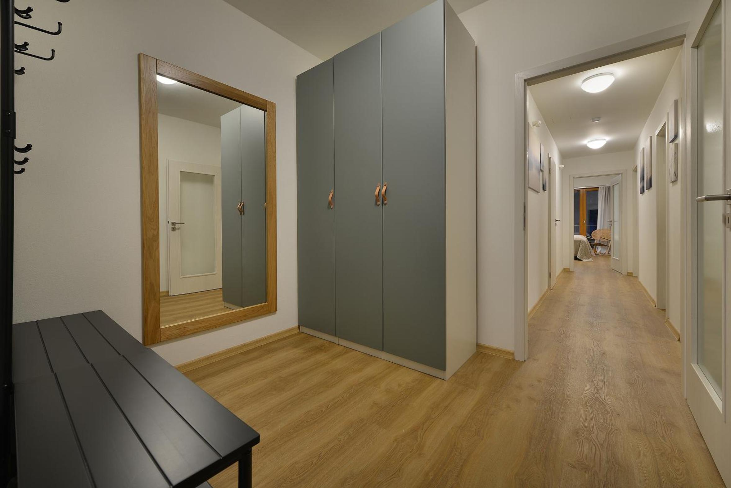 Deluxe Two-Bedroom Apartment with Sauna - Photo 3