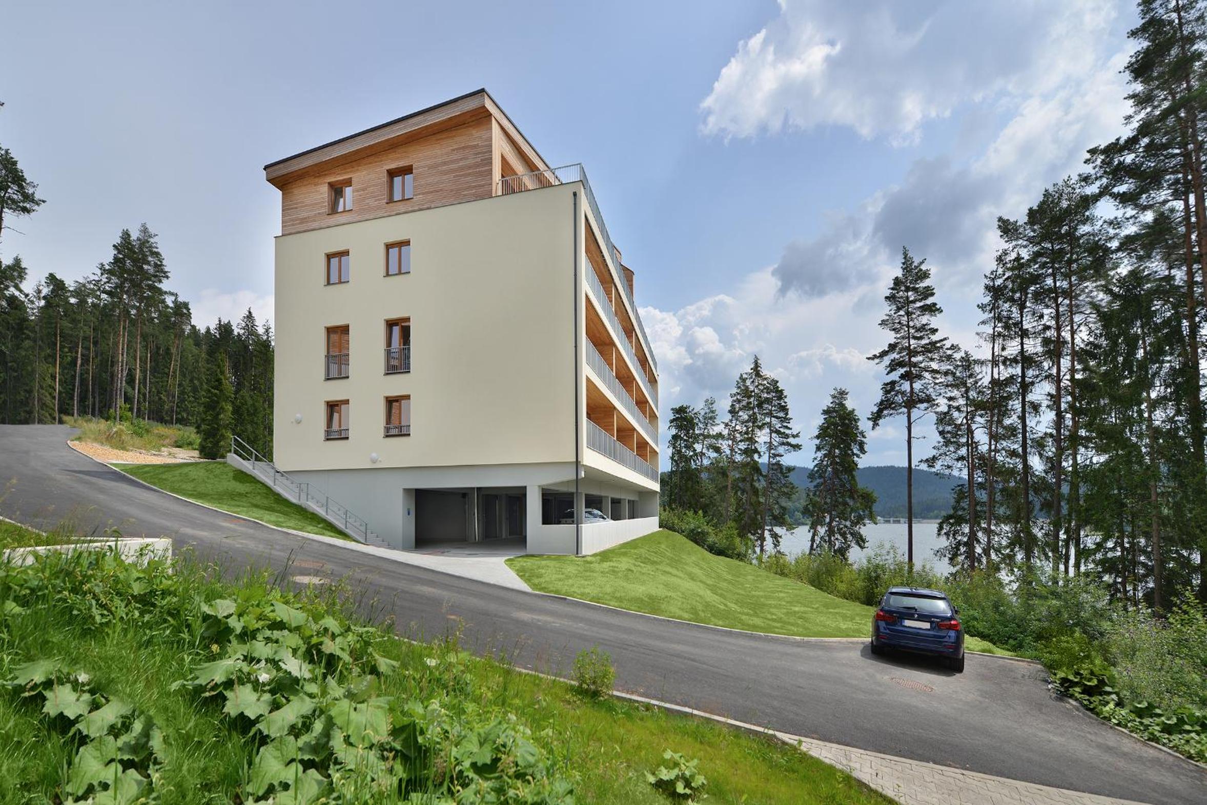 Deluxe Two-Bedroom Apartment with Sauna - Photo 21