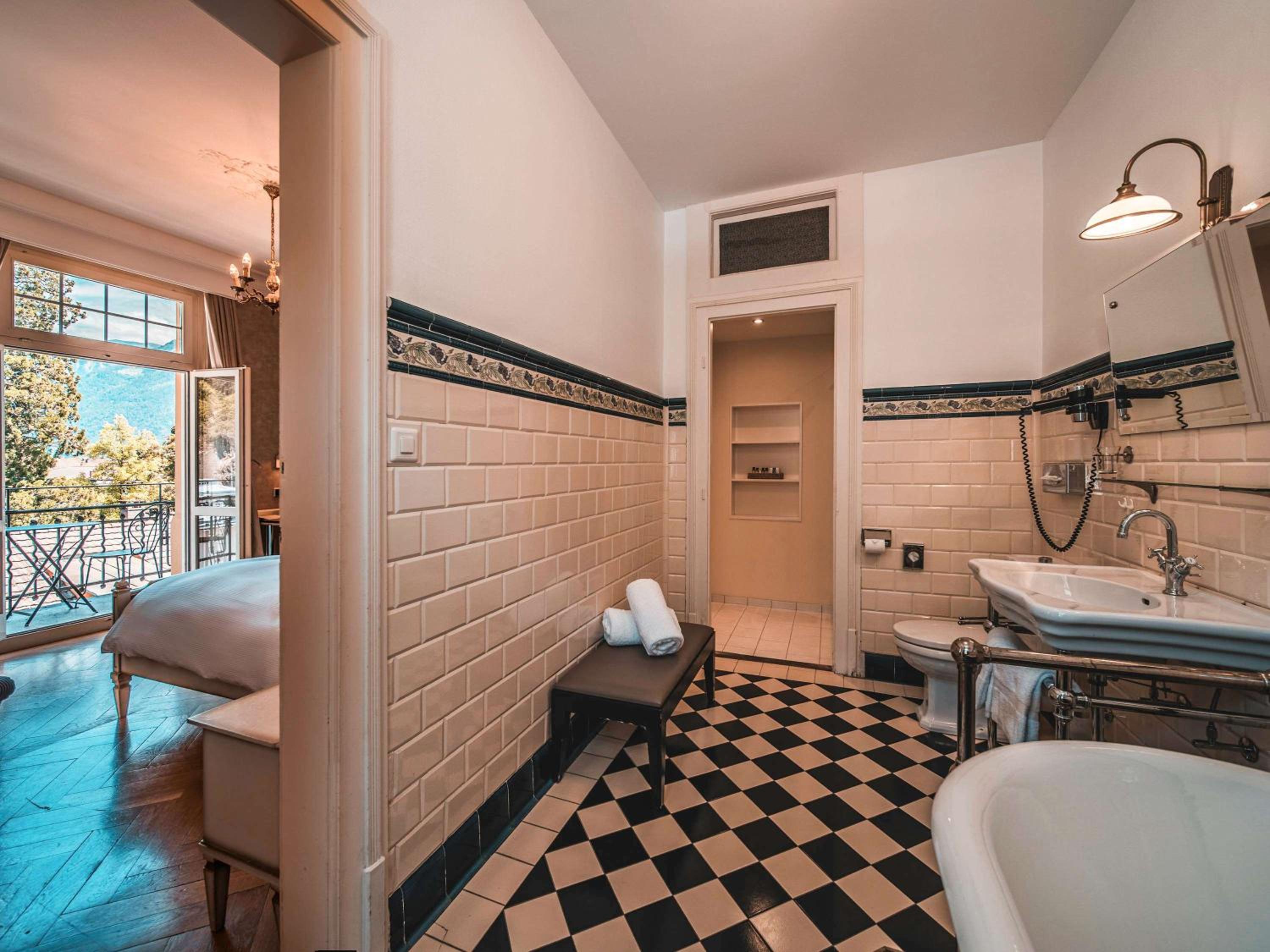 Royal Superior Room