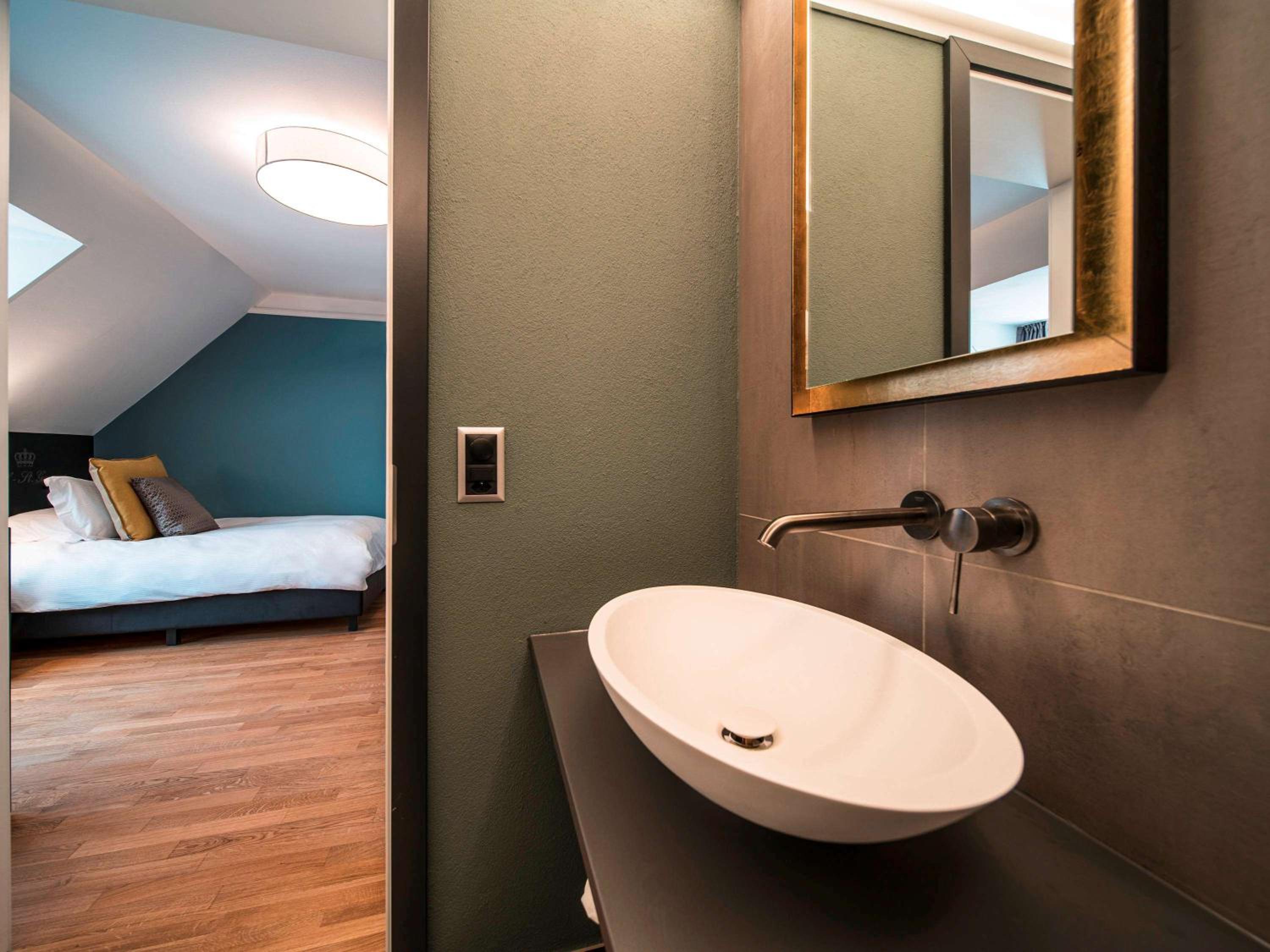 Classic Single Room