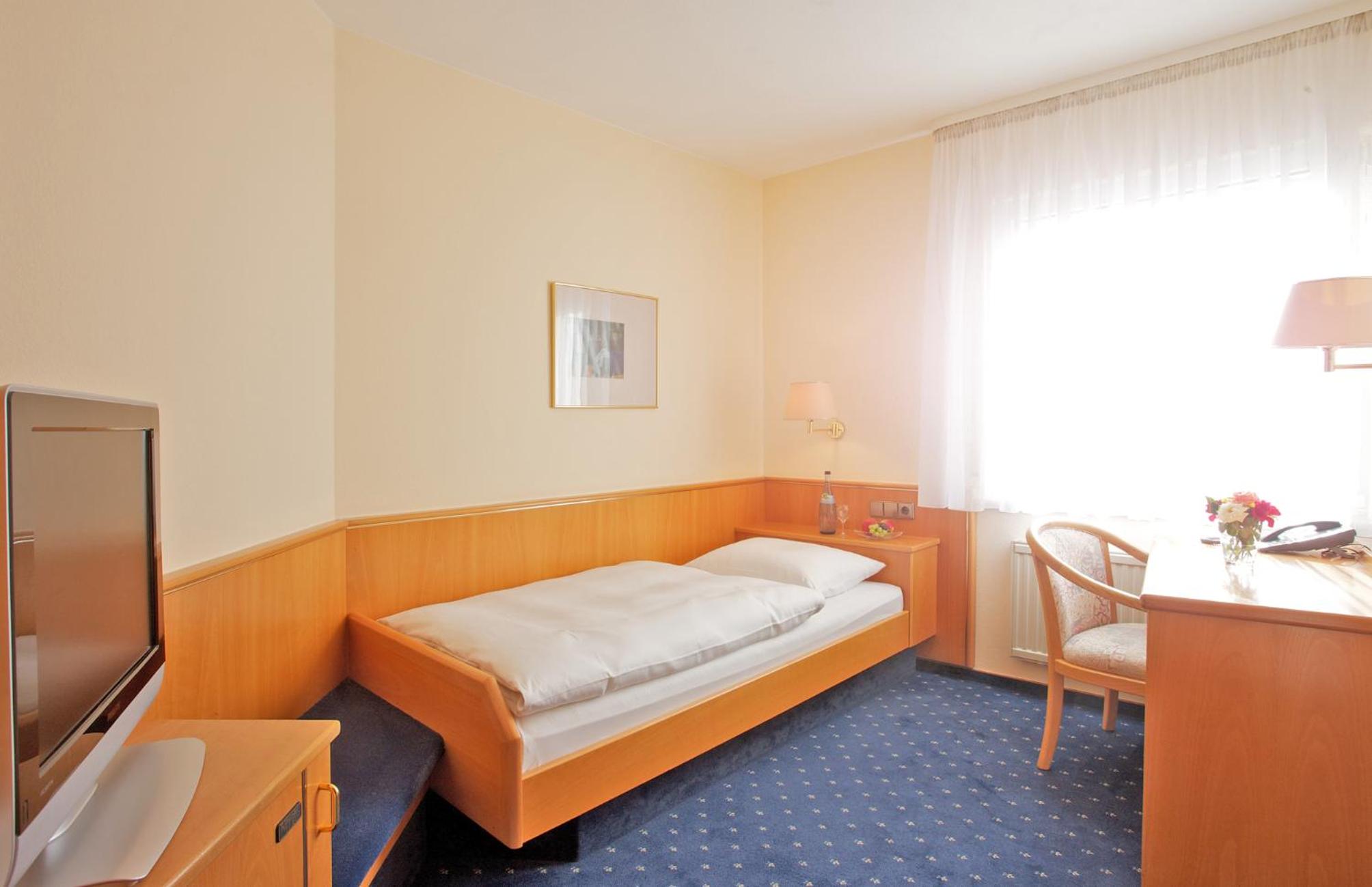 Single Room photo 1