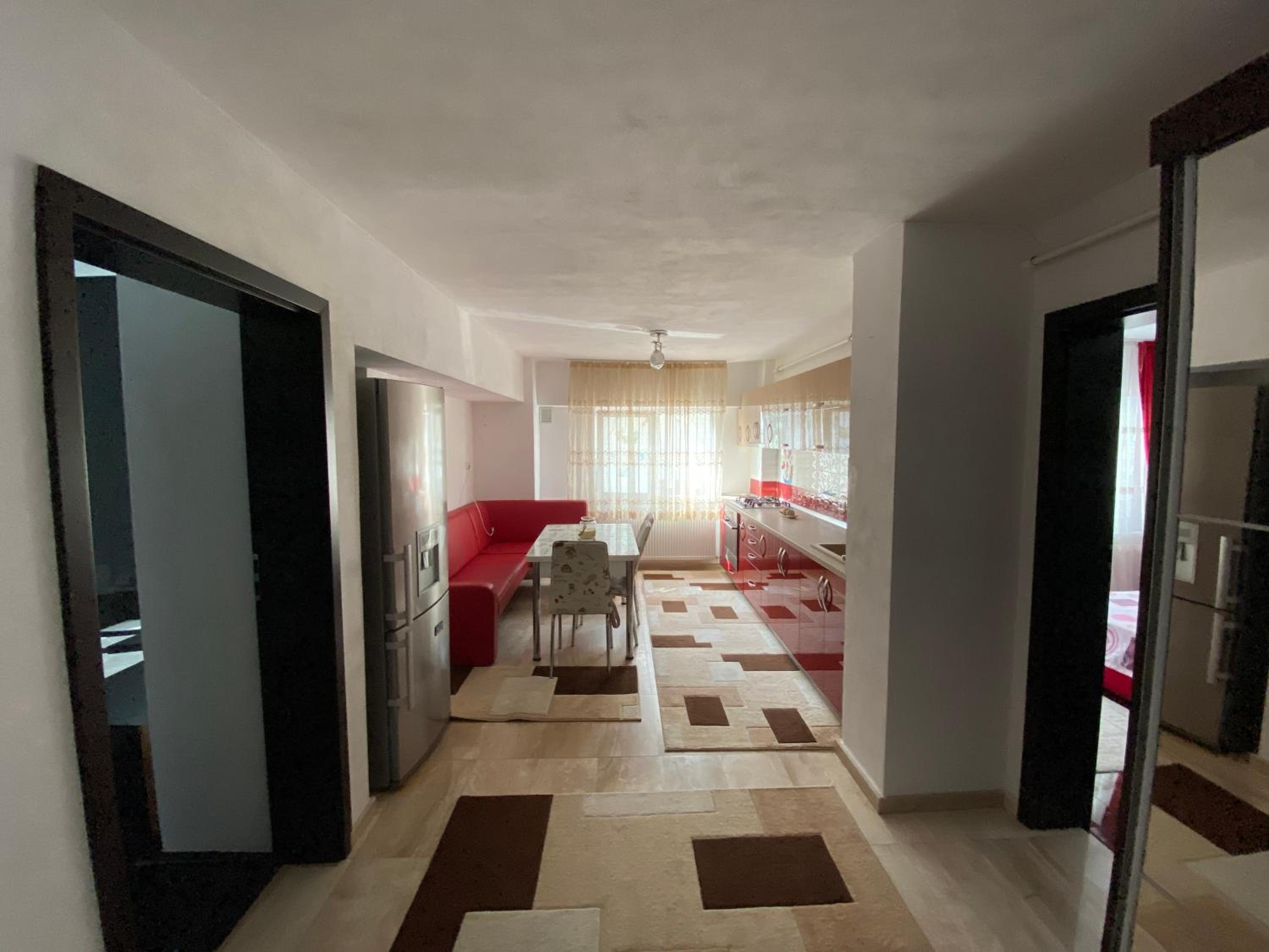 Three-Bedroom Apartment - Photo 28