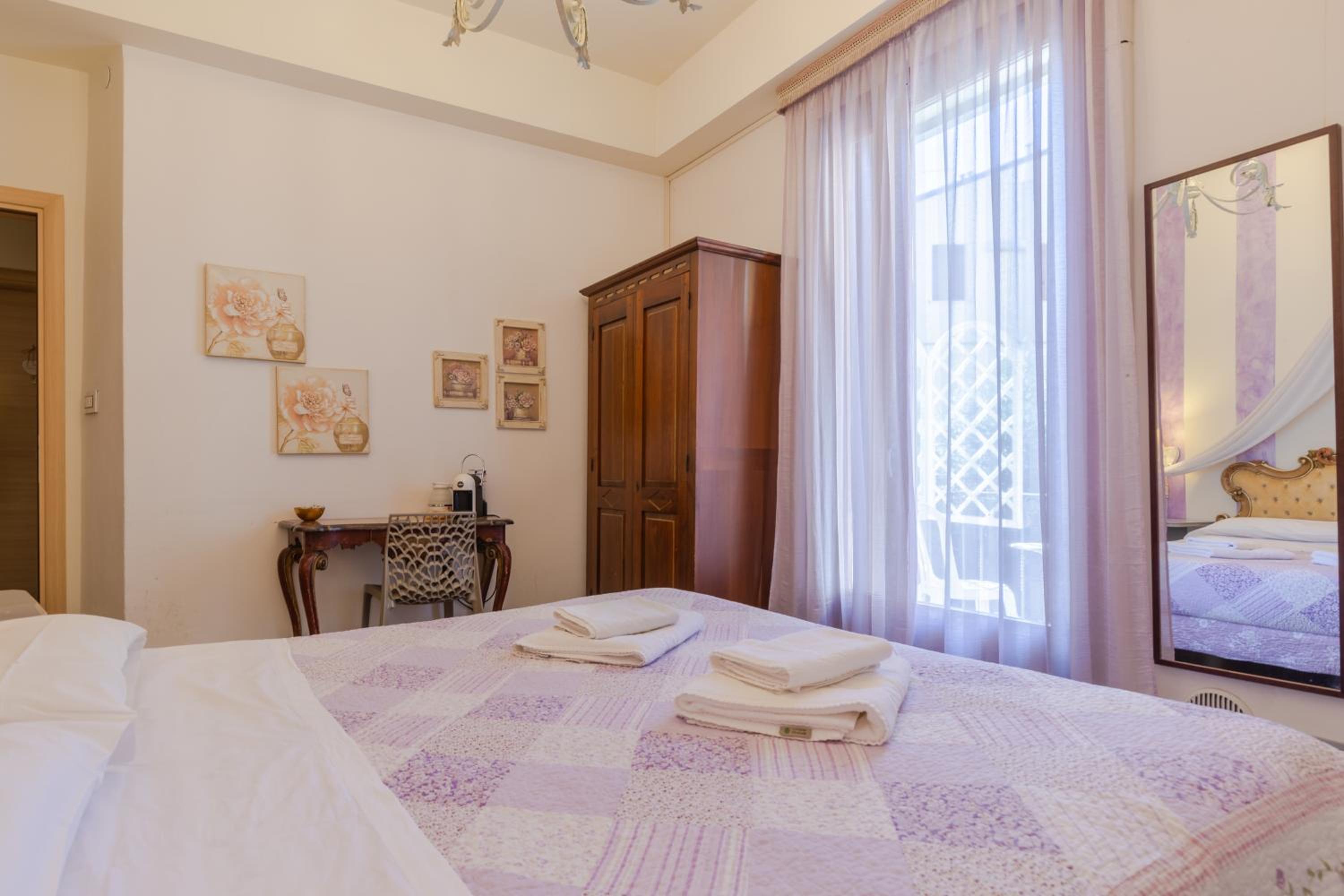 Double Room photo 3