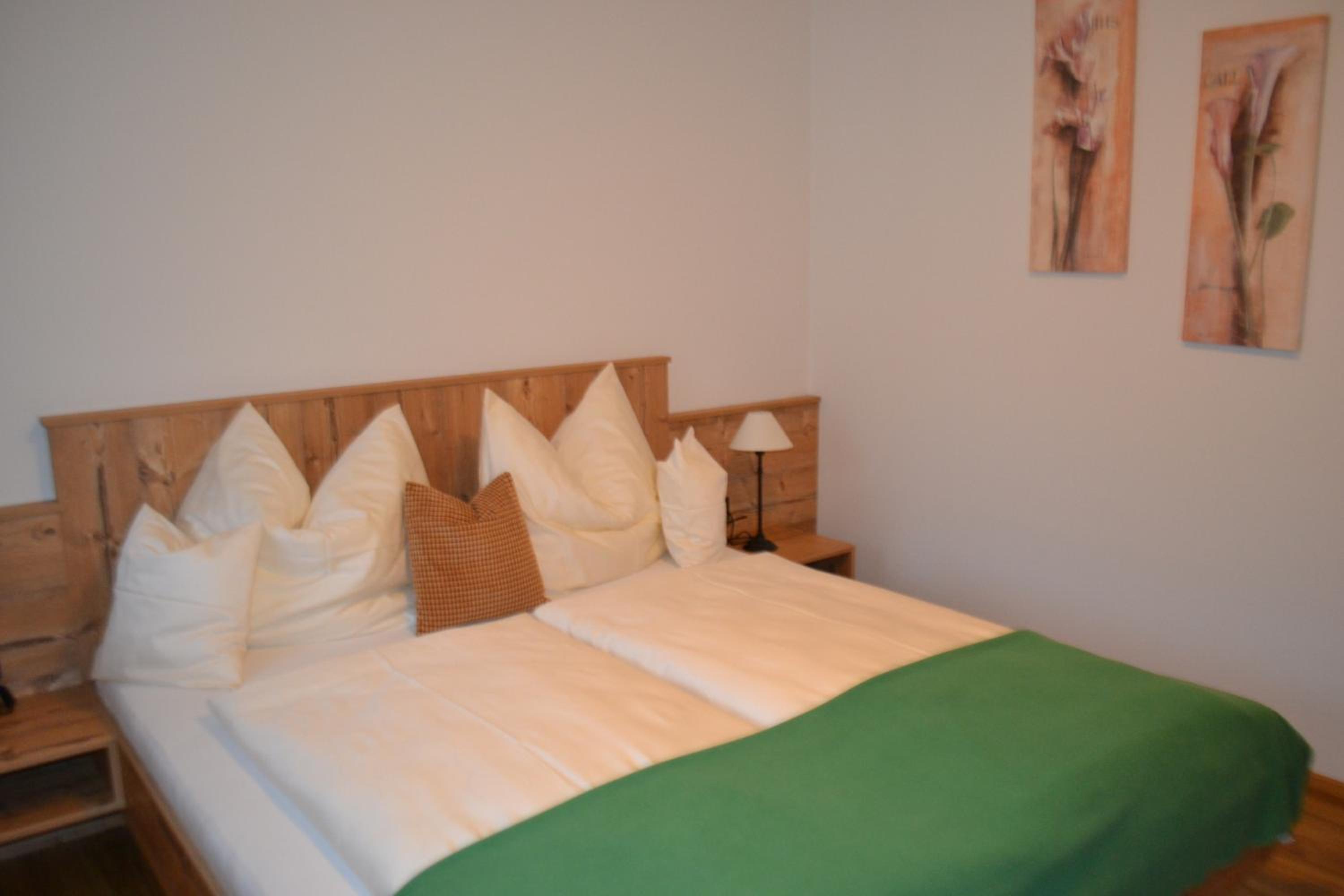Two-Bedroom Apartment with Balcony photo 1